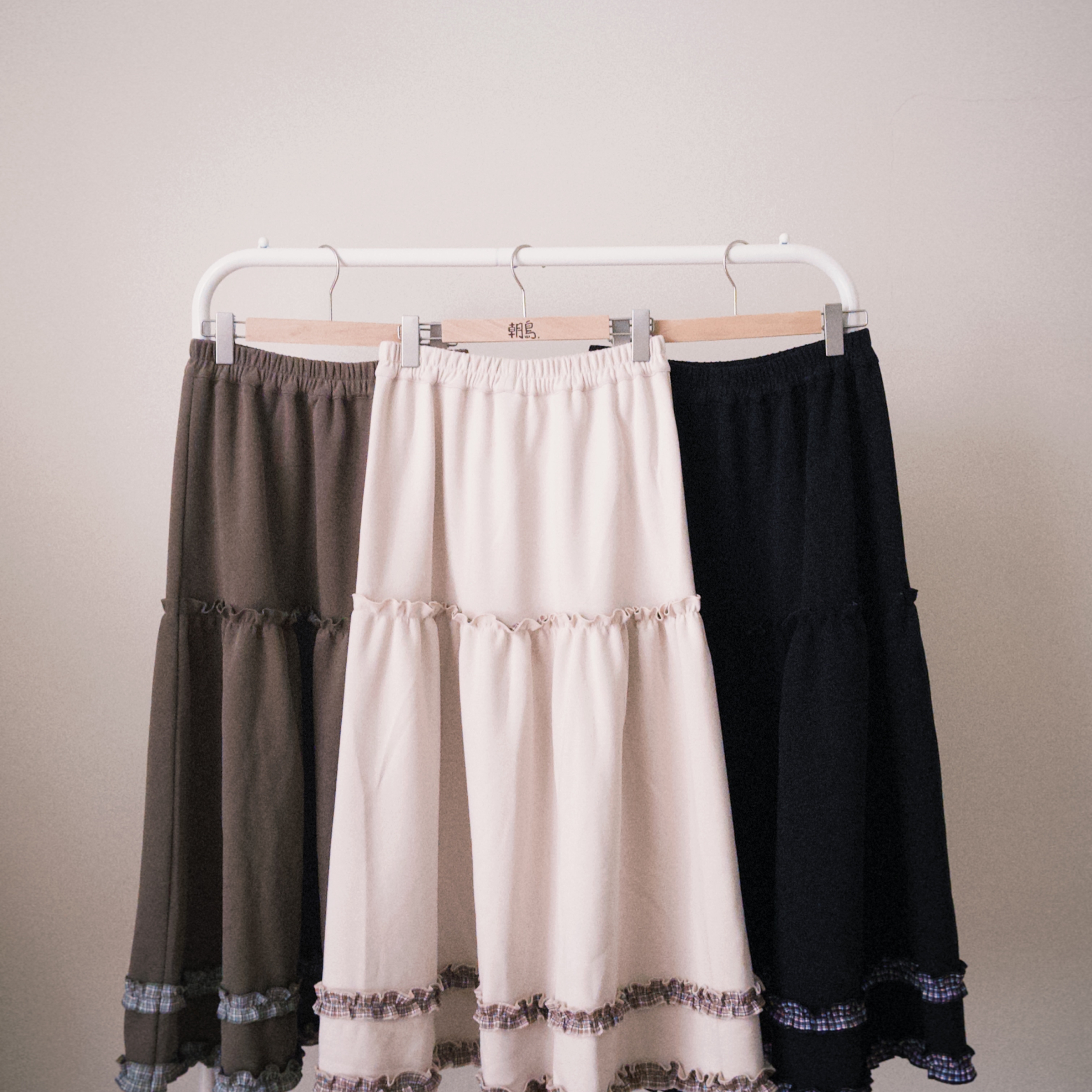 🇭🇰選品-佛卡夏麵包-（2way 格紋荷葉邊 半身裙）