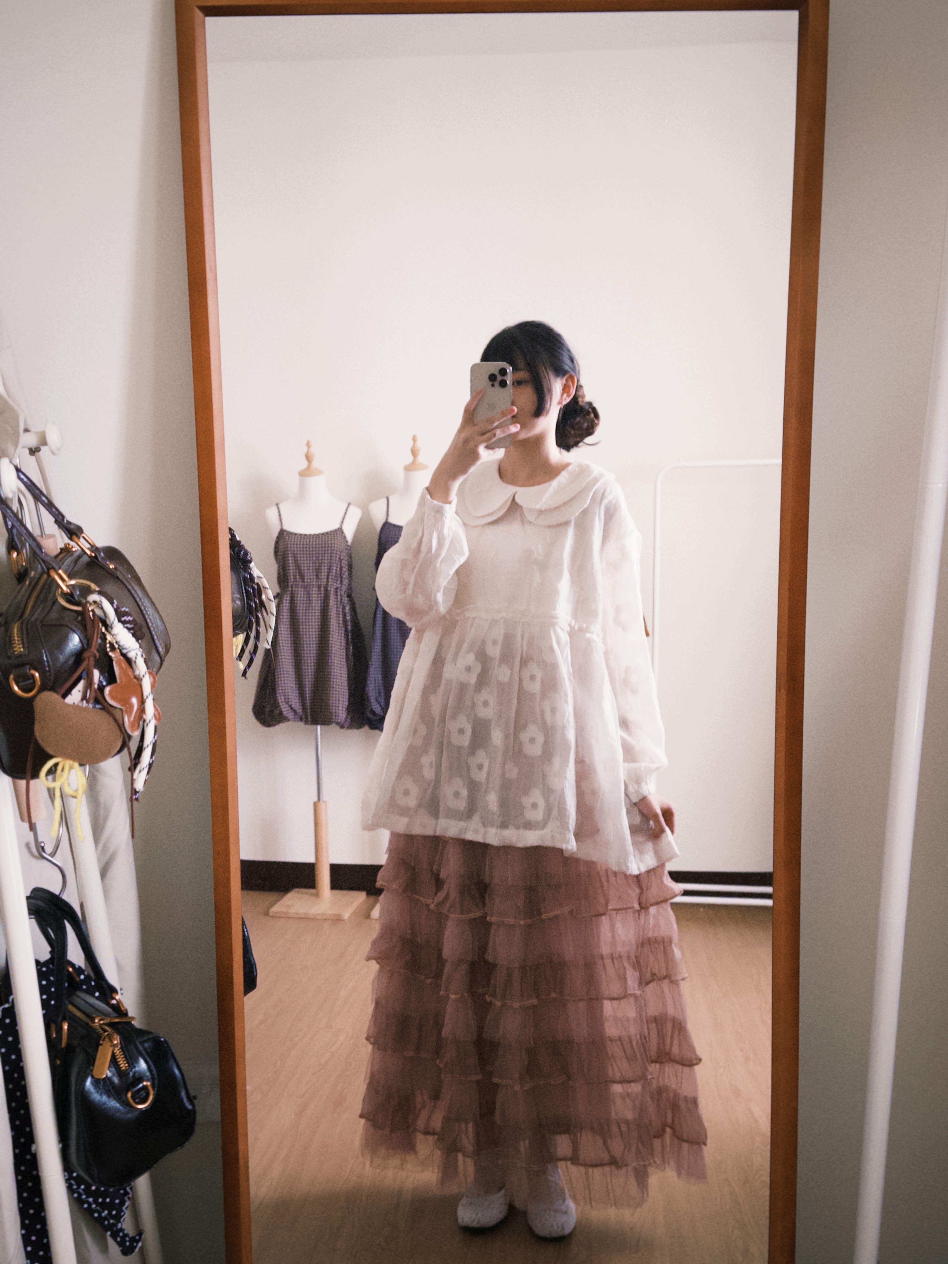 🇭🇰-明星花露水-（日系設計感雙層領花紋娃娃襯衫）