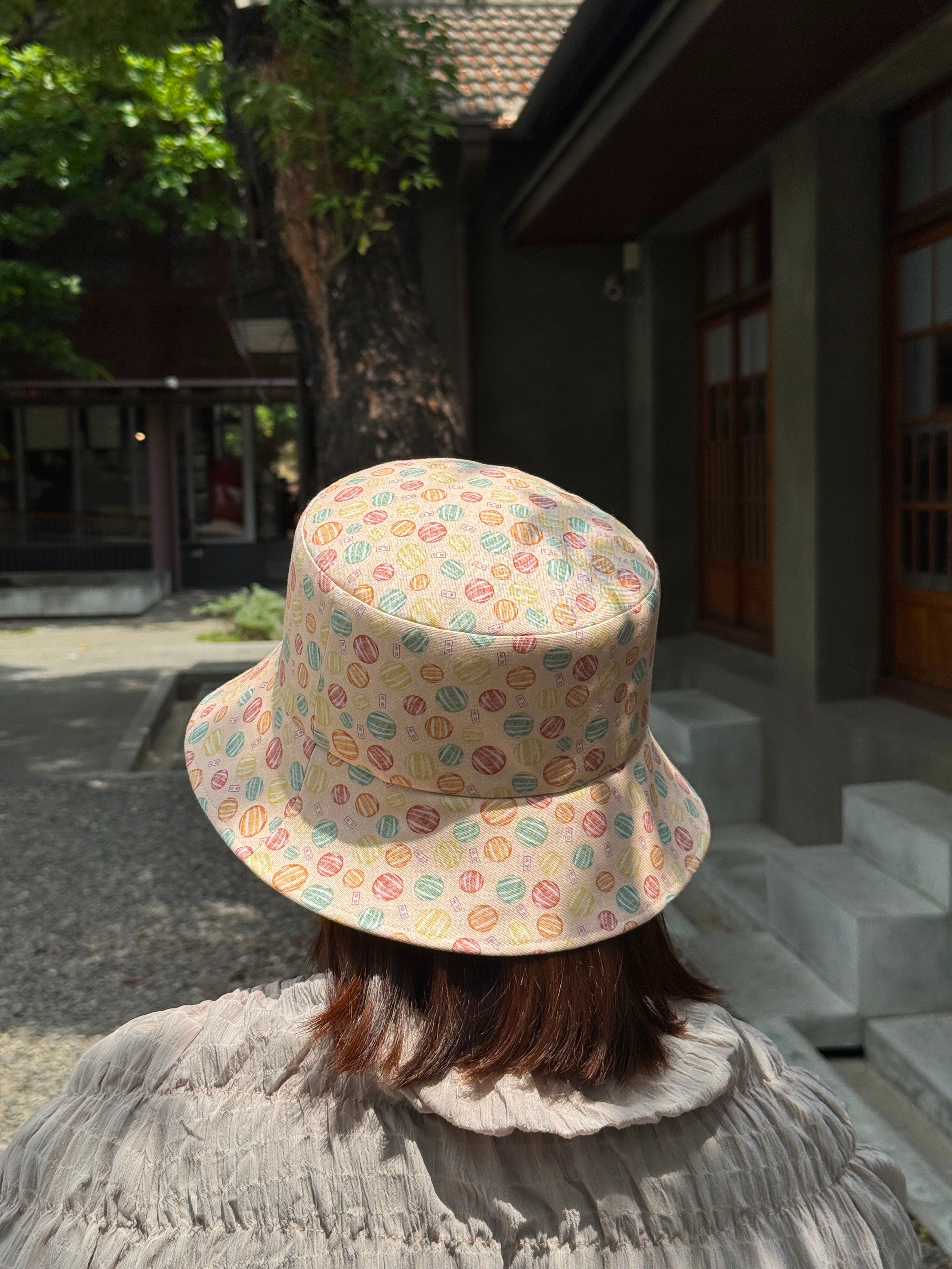 【巧妙藝手】 獨家金甘糖｜紫斑蝶｜蝴蝶蘭 印花．手作漁夫帽