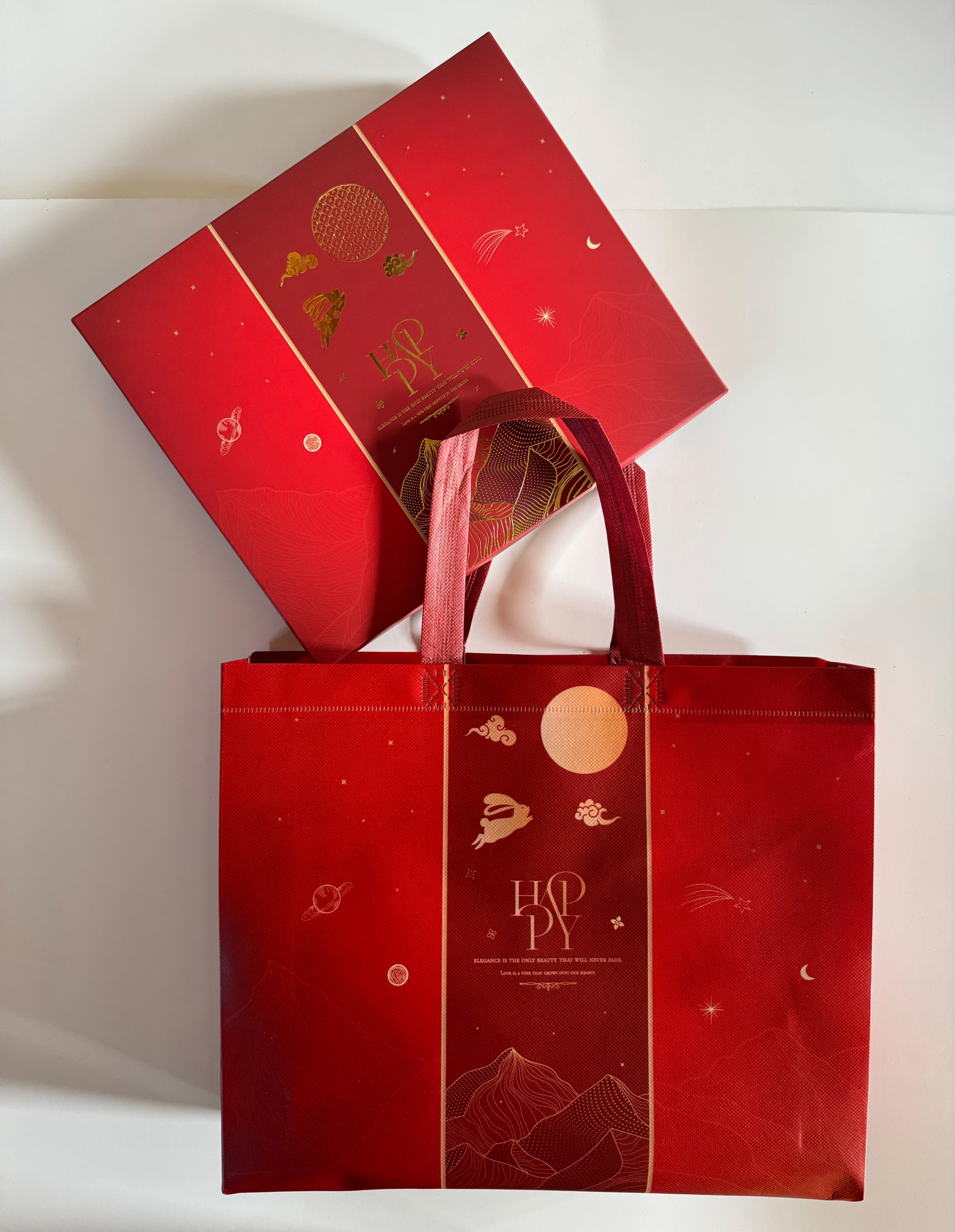 售完［艾瑪烘焙包裝］12入蛋黃酥禮盒包裝1組（含紙盒+不織布提袋+內襯）薇霓