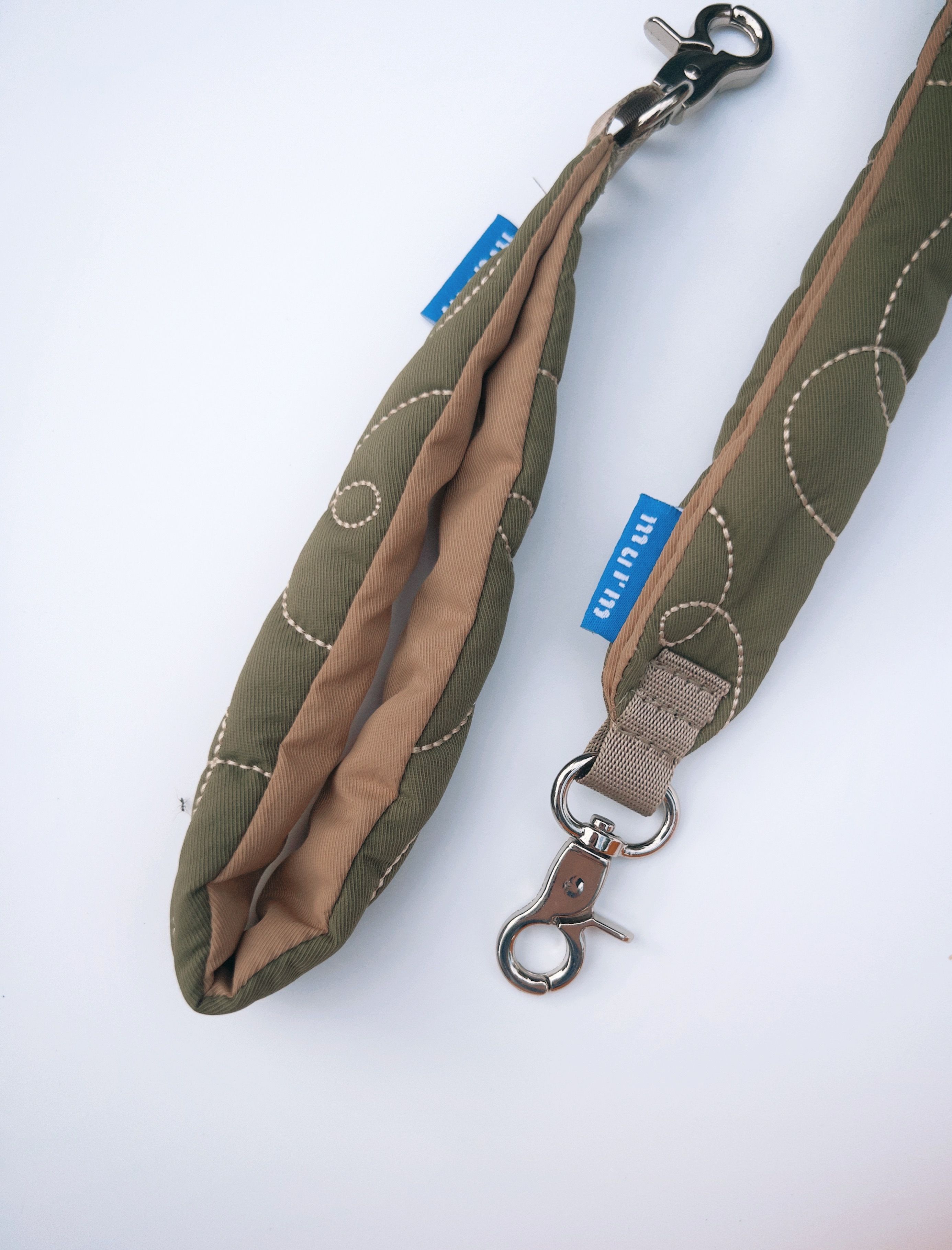 塗鴉鋪棉手機腕繩 - 軍綠