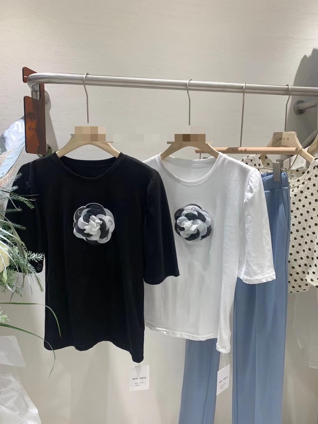 ✨ 𝐨𝐧𝐥𝐢𝐧𝐞 𝐩𝐫𝐢𝐜𝐞 網路限定 ✨  質感自訂款 山茶花短T