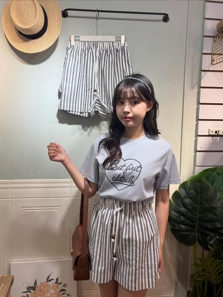 ɴᴇᴡ ᴀʀʀɪᴠᴀʟ ✨   韓系直條紋A字挺版棉麻短褲/🖤 愛心手繪感英文字涼感棉上衣