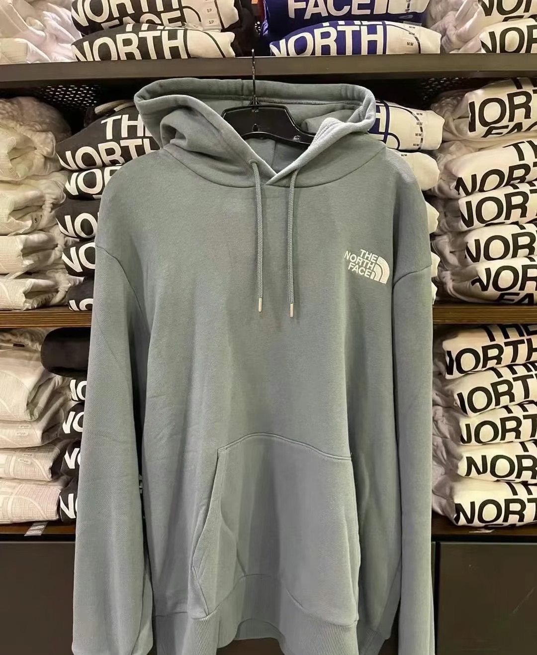 The north face 綠色帽踢