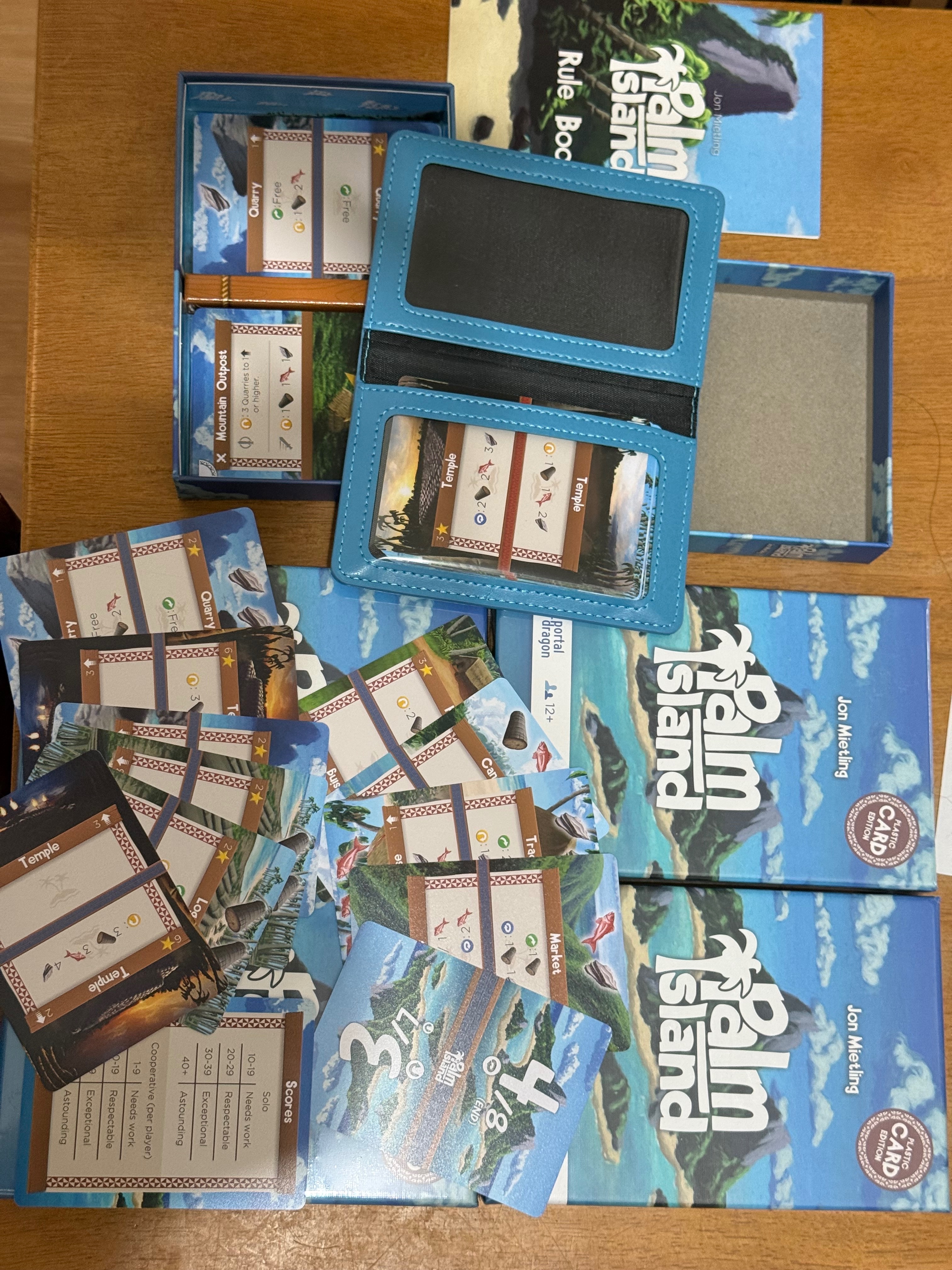 Palm Island 棕梠島 塑膠卡版本 全新