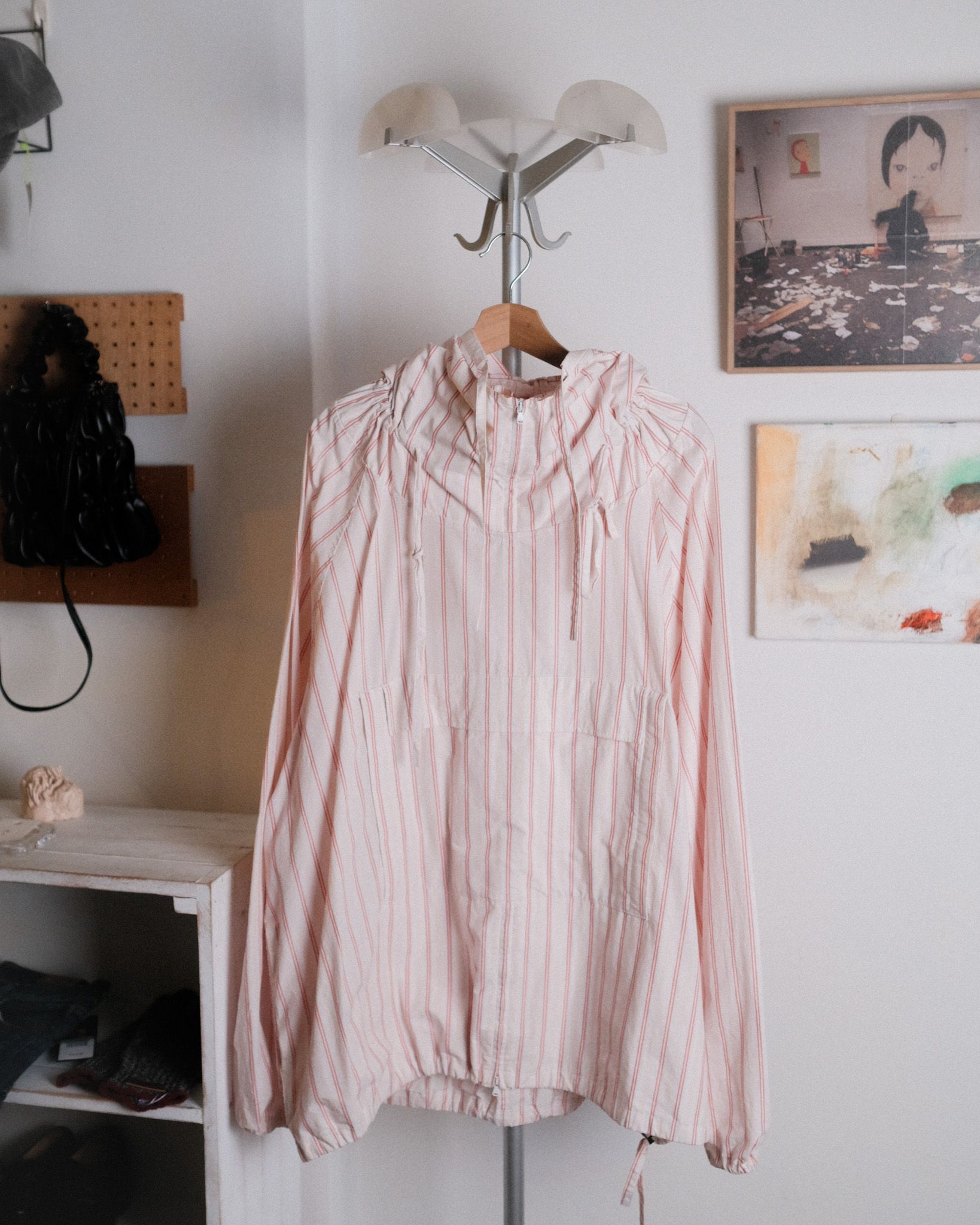 Unused 紅色直條紋連帽罩衫