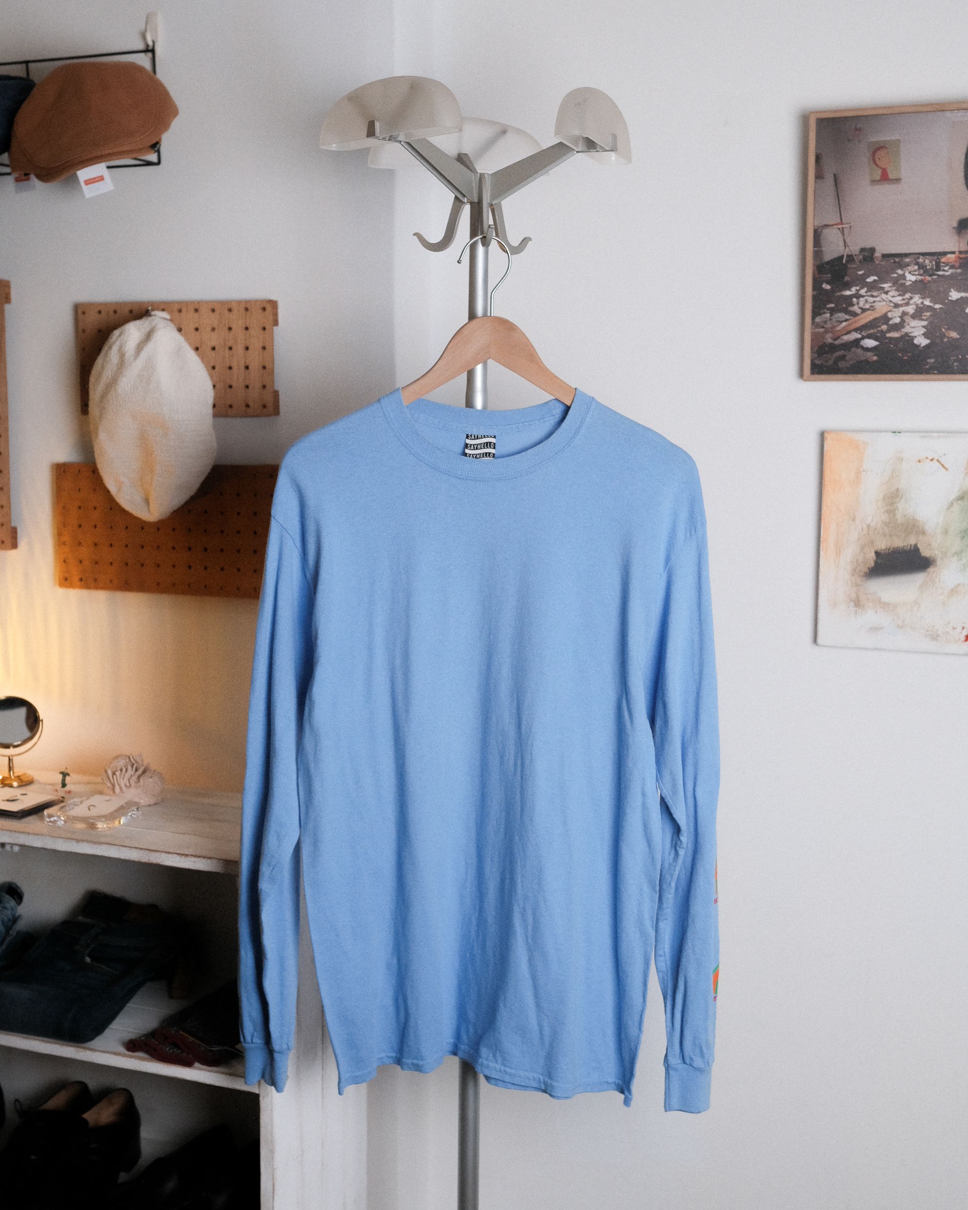 男子 東京街牌SAYHELLO水藍街頭房子長T