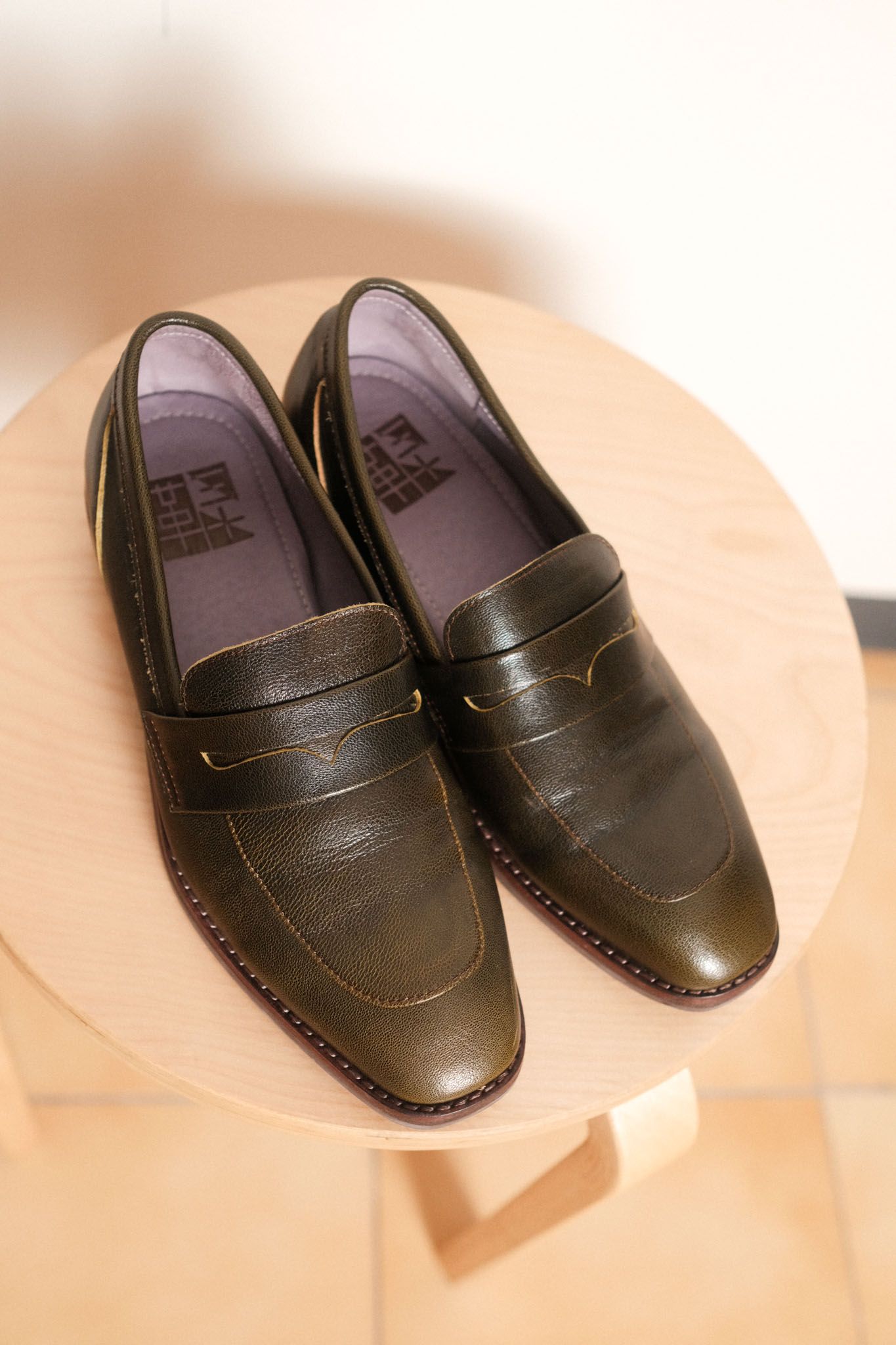 三十革真皮墨綠樂福鞋