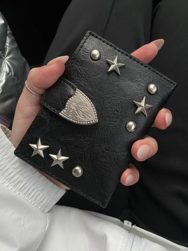 ＜預購＞ ILLIGO 卯釘風琴卡夾 三層夾