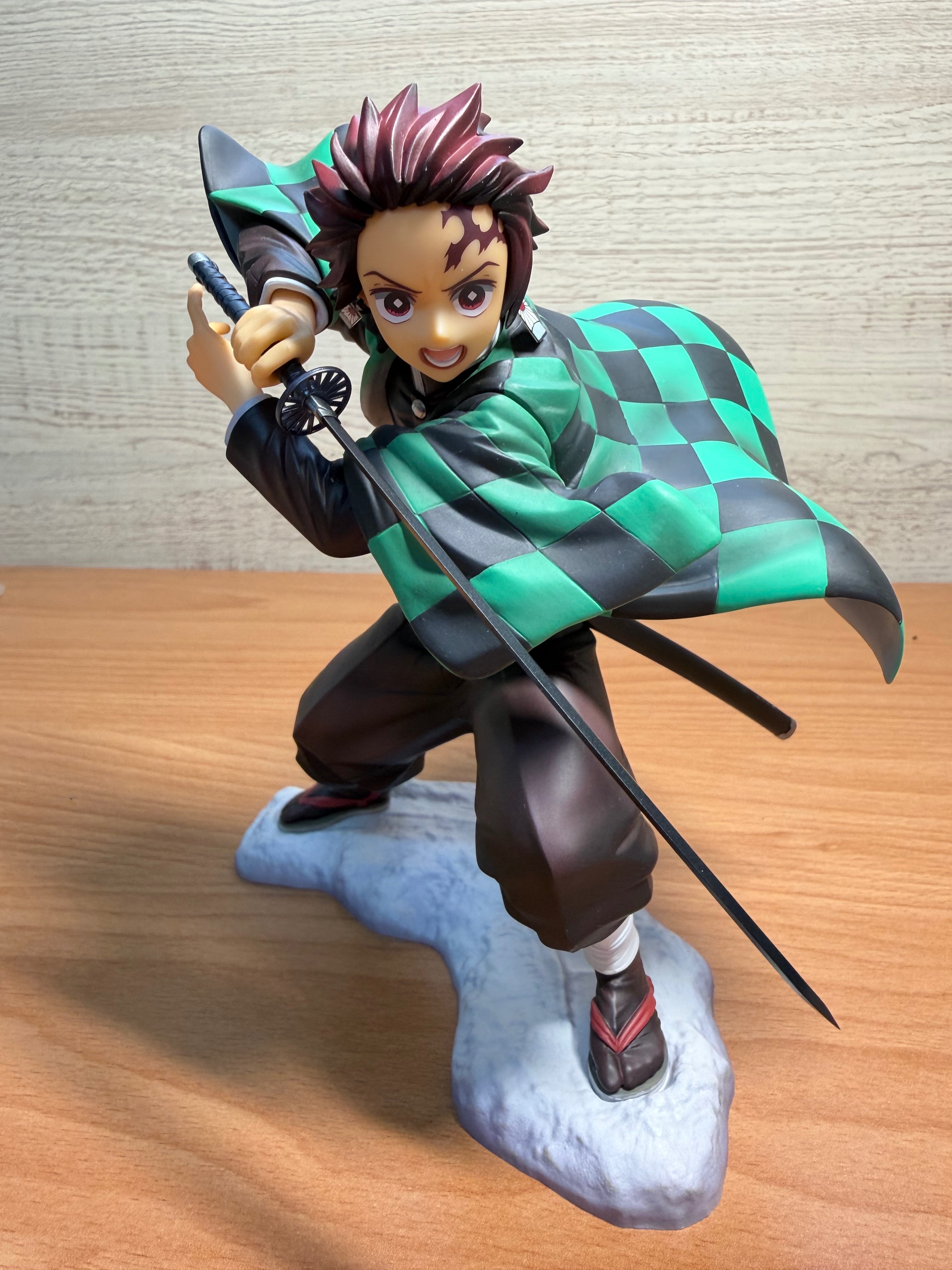 「二手拆擺」日版 壽屋 ARTFX J 鬼滅之刃 1/8 竈門炭治郎