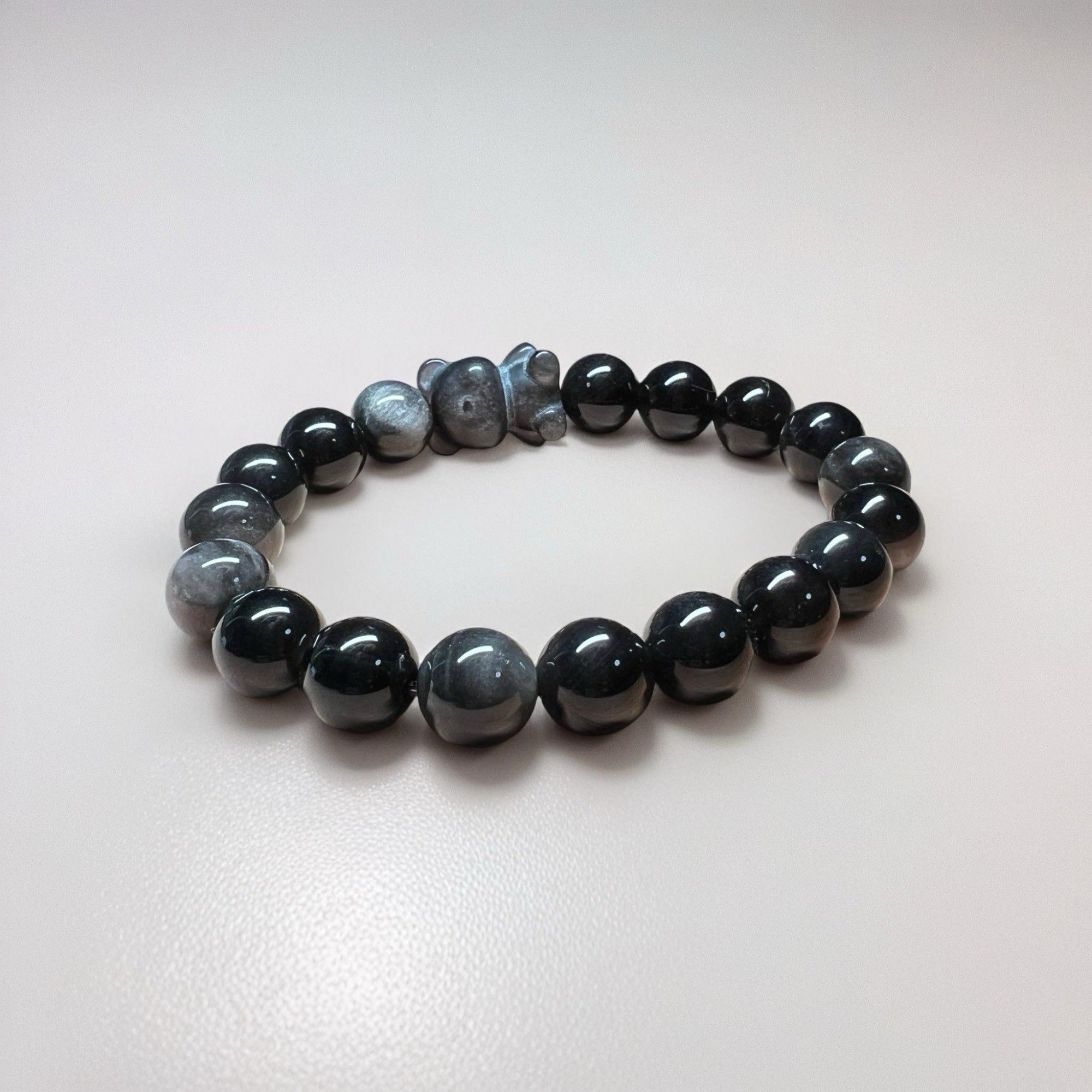 👉【沫緞微光】銀曜蝴蝶設計款  / 銀曜石小熊款  10mm｜16cm｜天然銀曜石手鍊 守護蛻變 神秘高雅 可愛陪伴