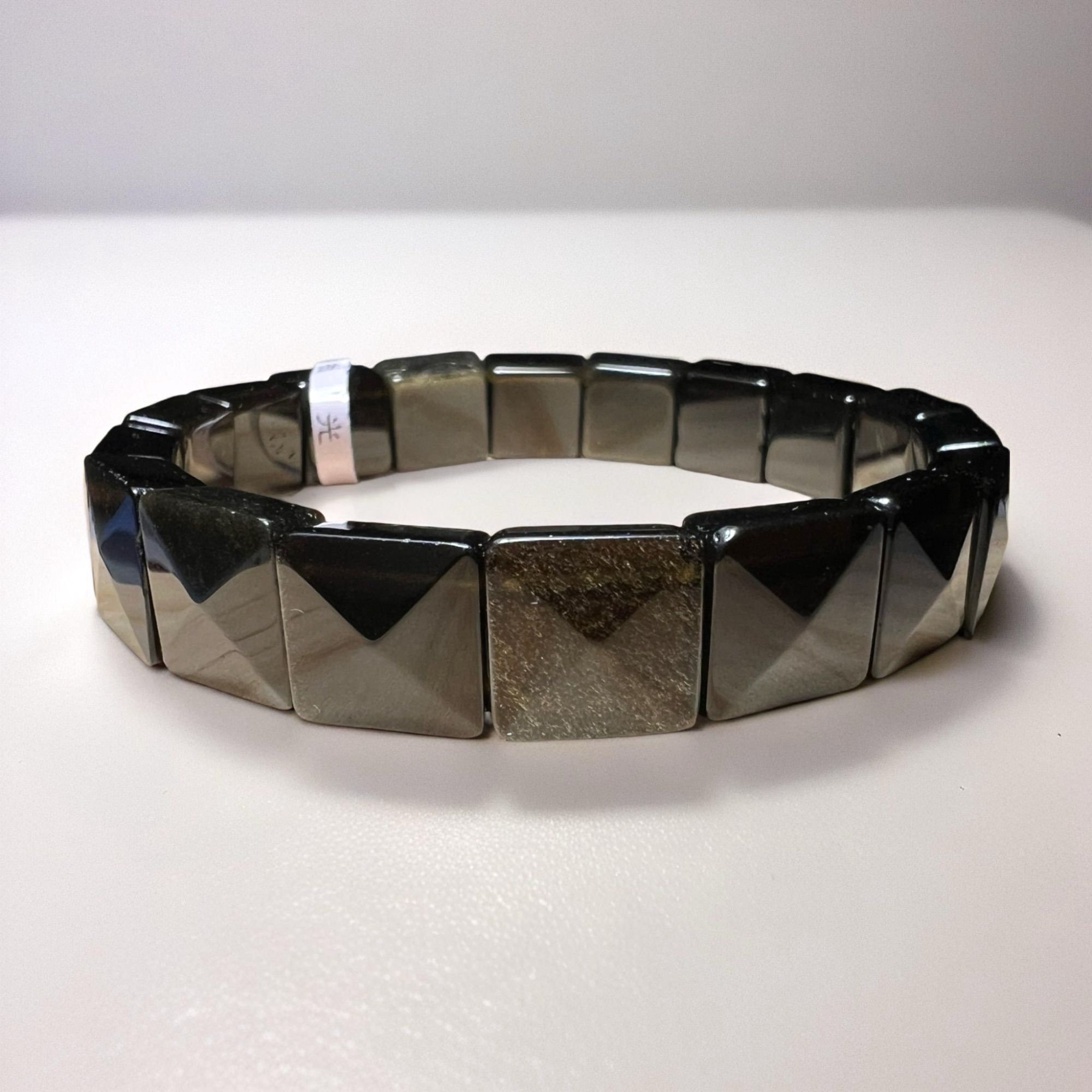 金曜石手排