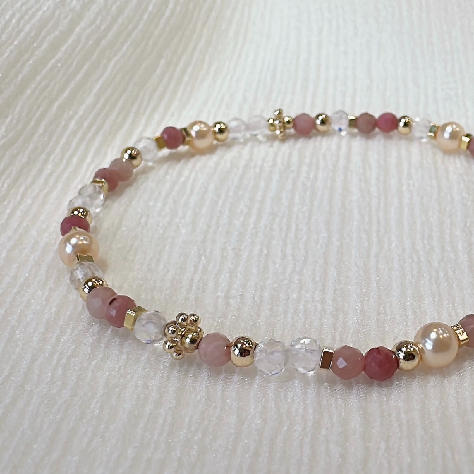 願如星語。Whisper in Bloom