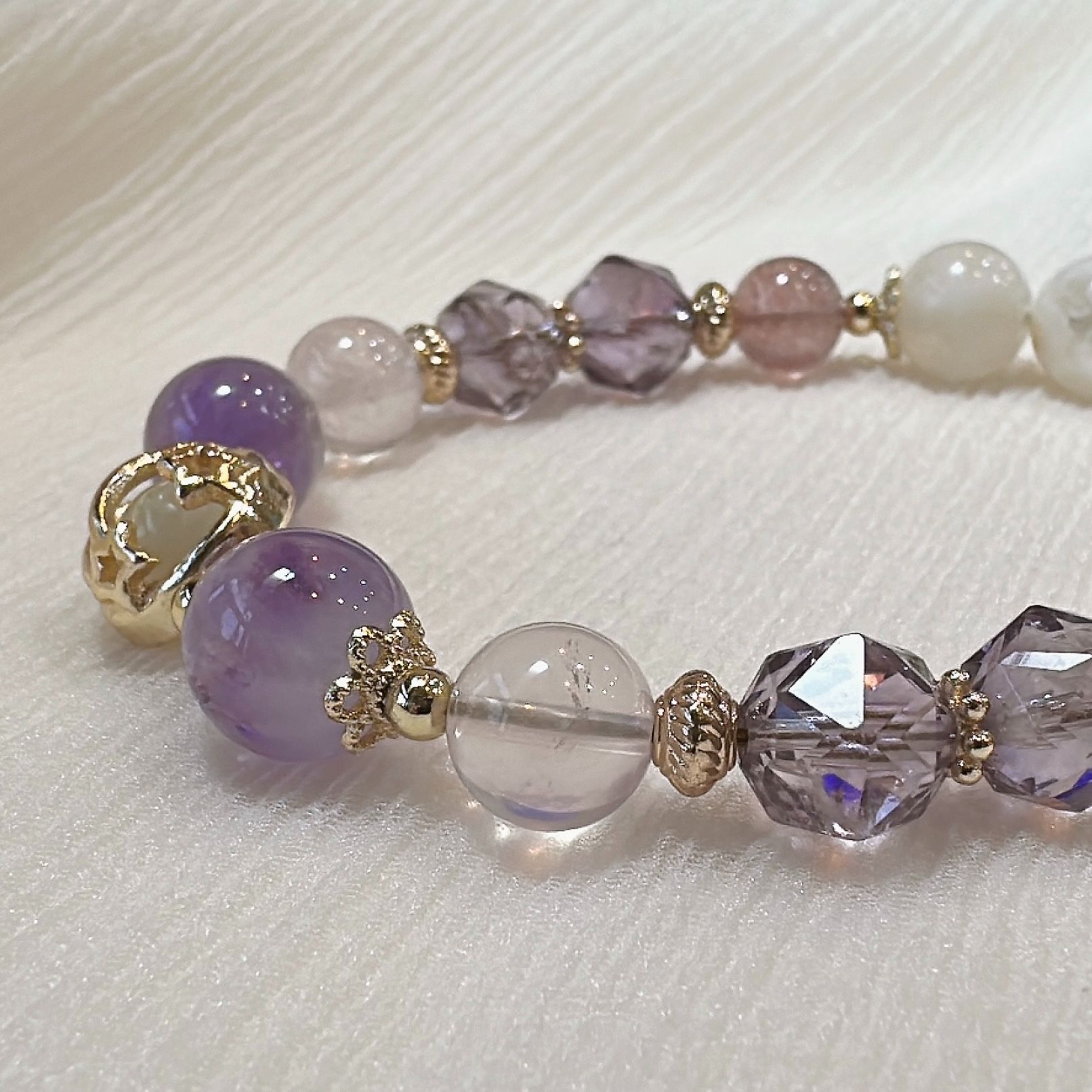 月境微光。Twilight Within