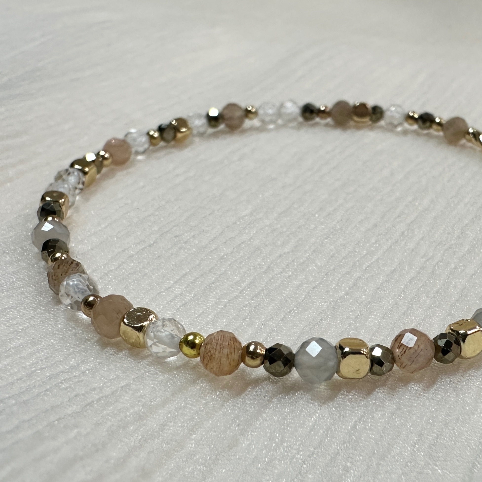 堅意之光。Strength in Stillness