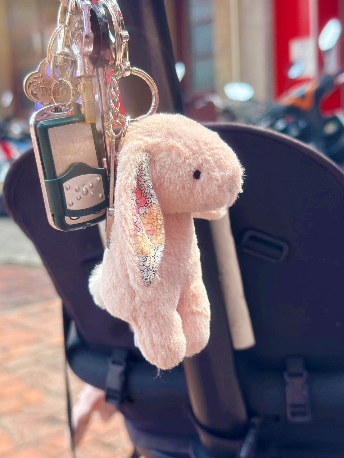 鑰匙圈、背包商品