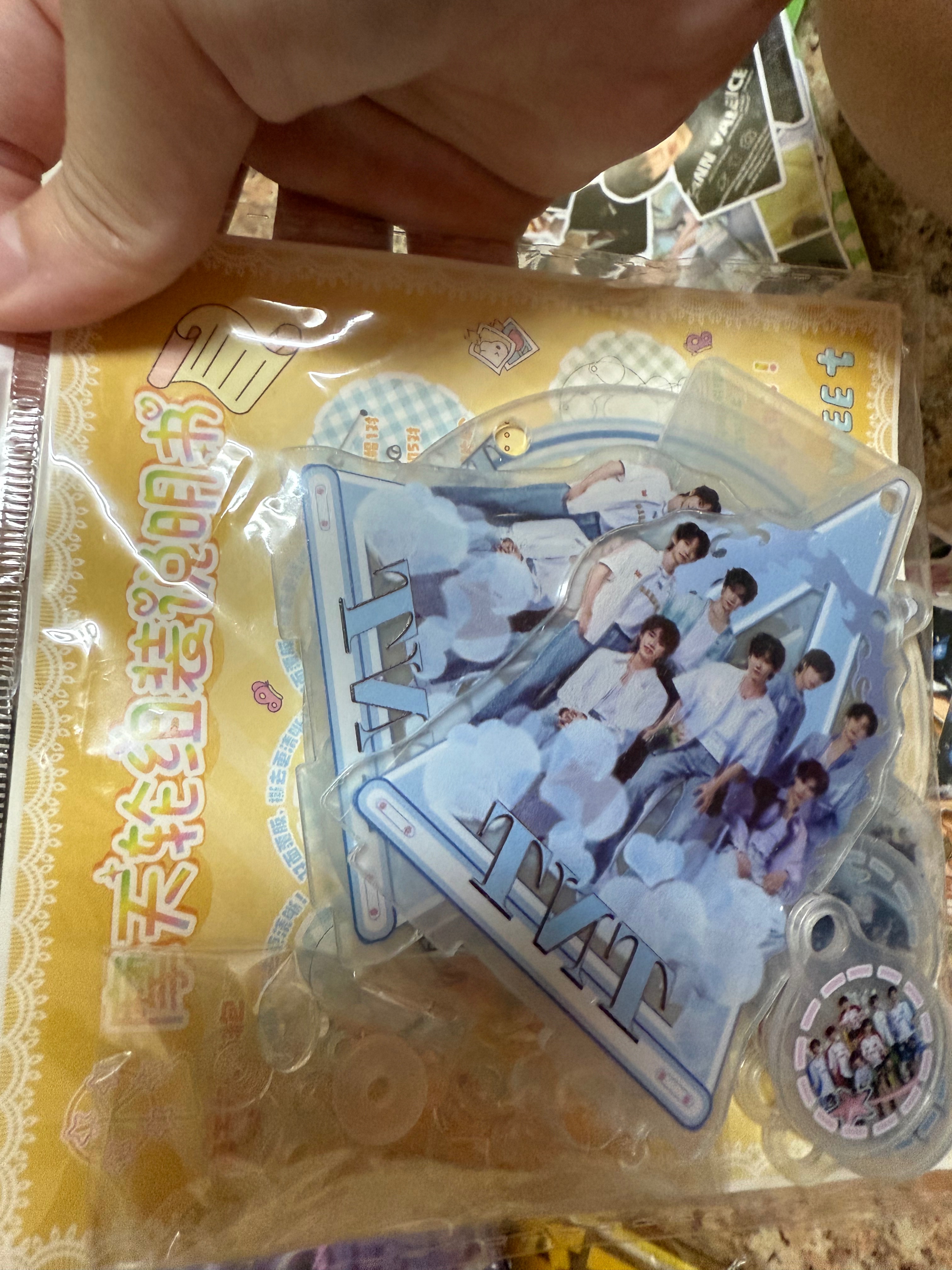 時代少年團現貨飯制周邊