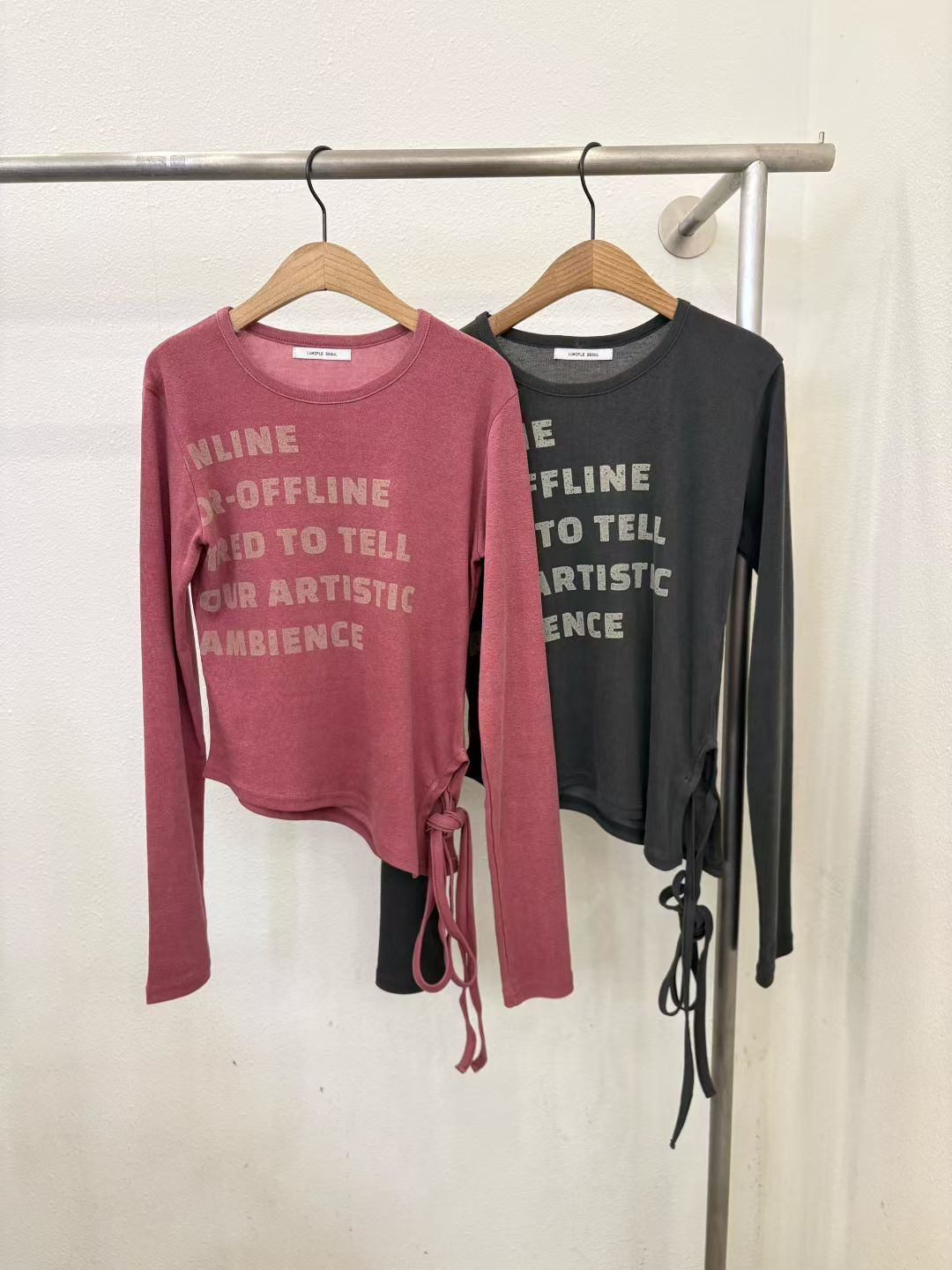 【咕G歐妮】現貨。正韓側綁帶長袖上衣（2色） 棉質長袖T恤 合身版棉T 英文字母腰間綁帶設計 韓國製流行女裝