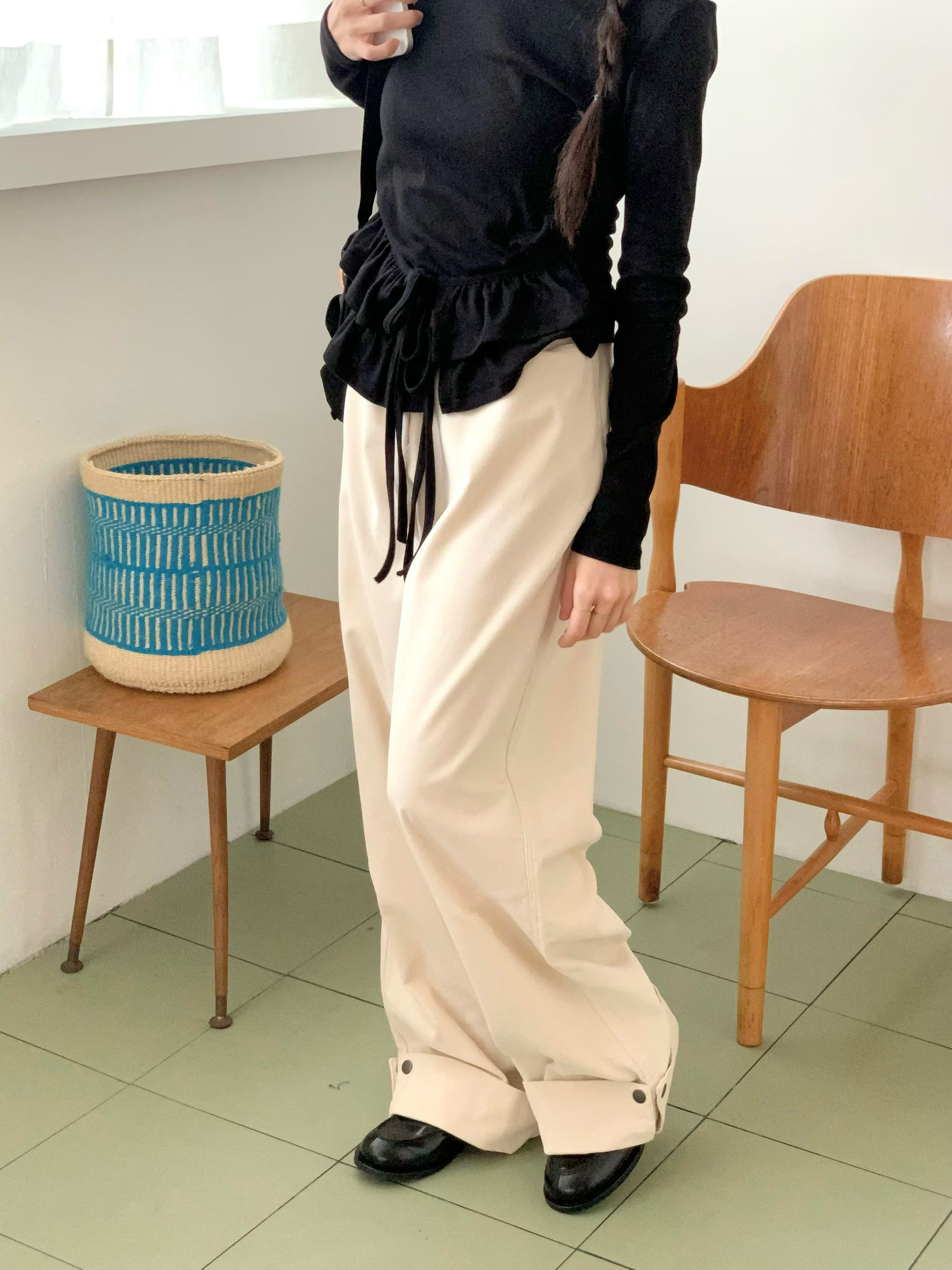 【咕G歐妮】現貨。正韓反摺釘釦長褲（2色）  條絨長褲 休閒褲 後腰鬆緊寬褲 休閒百搭設計款 韓國製 東大門流行女裝