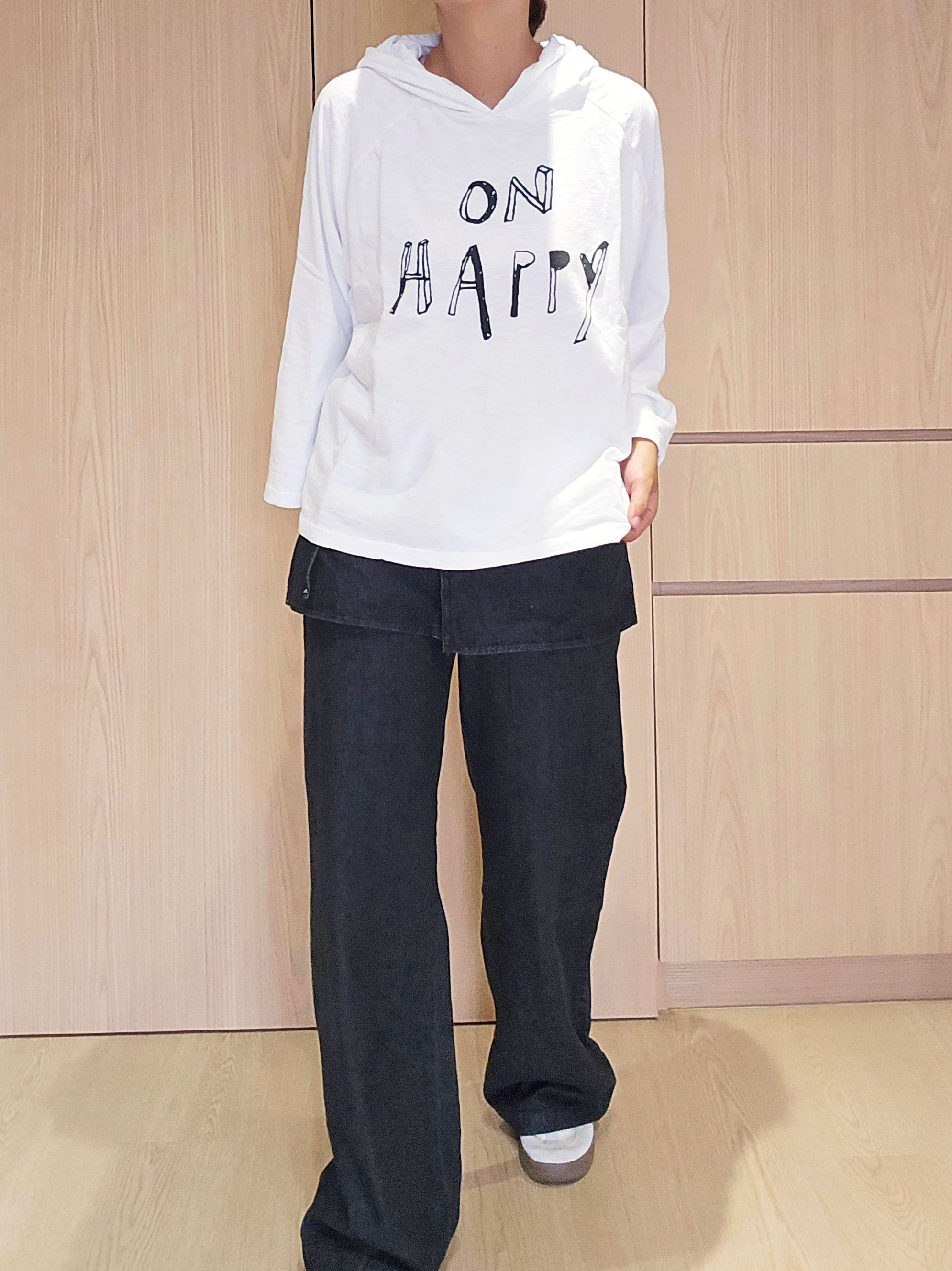 【咕G歐妮】現貨。正韓英文字母連帽T恤（3色） 純棉長袖上衣 寬鬆版型連袖帽T 簡約文字T 百搭棉T 東大門流行女裝 韓