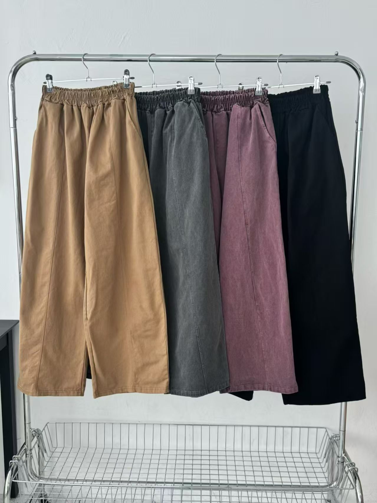 【咕G歐妮】正韓現貨。棉質鬆緊腰素色長褲（4色） 口袋棉褲 簡約休閒直筒褲 寬鬆舒適百搭 韓國製東大門流行女裝