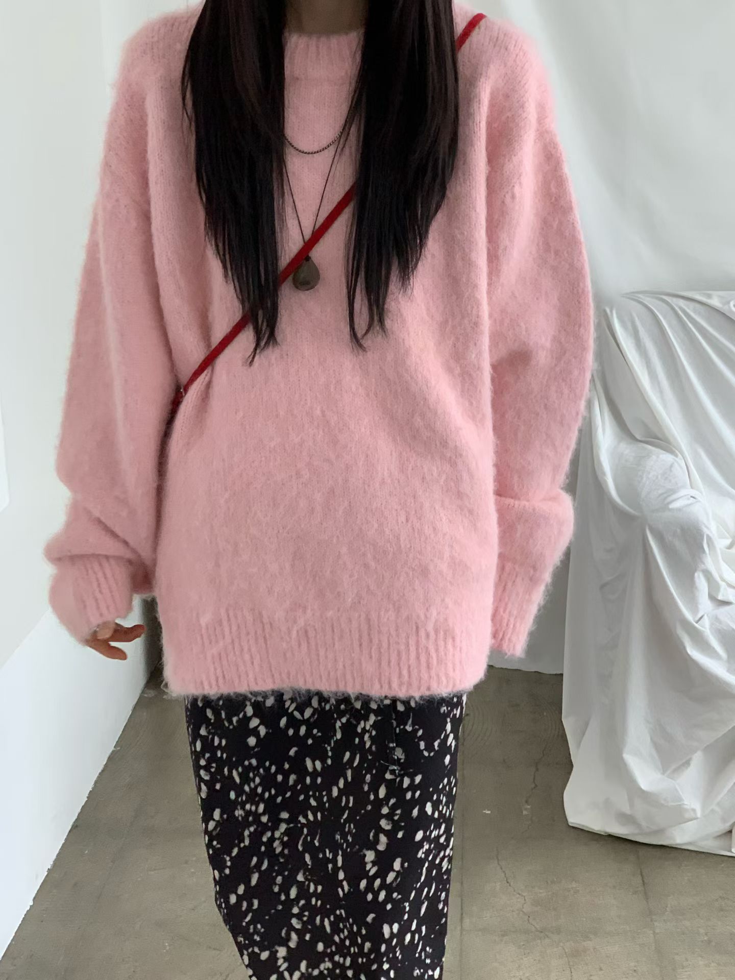 《咕G歐妮》正韓現貨。羊毛混紡針織上衣（3色） 慵懶風長版針織衫 圓領寬鬆毛衣 百搭針織毛衣 素色套頭毛衣 韓國製