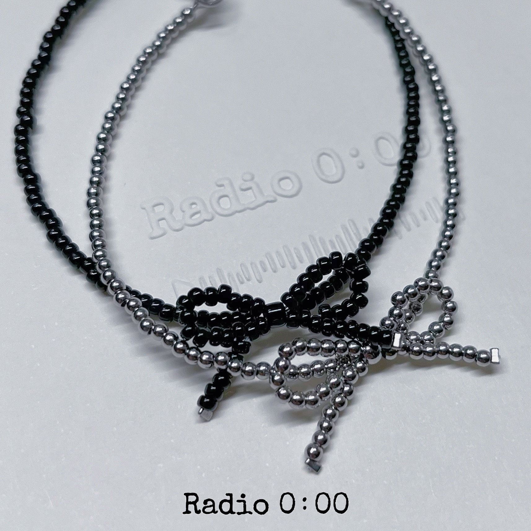 C01 米珠蝴蝶結手鏈（磁吸扣）