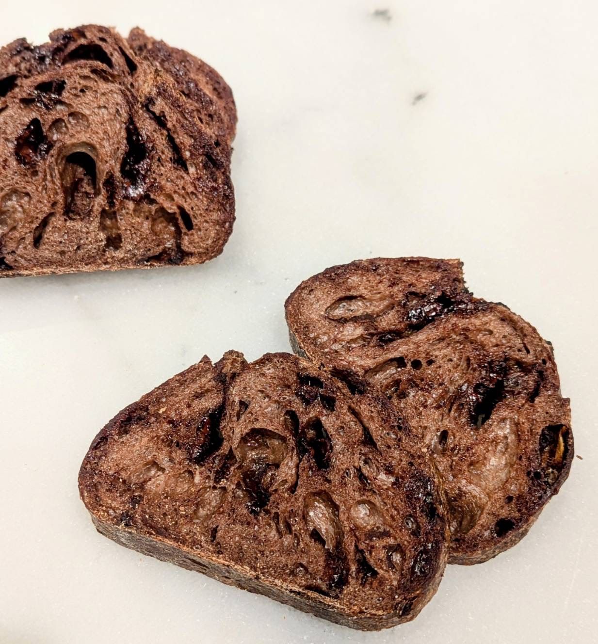 黑武士巧克力酸種麵包