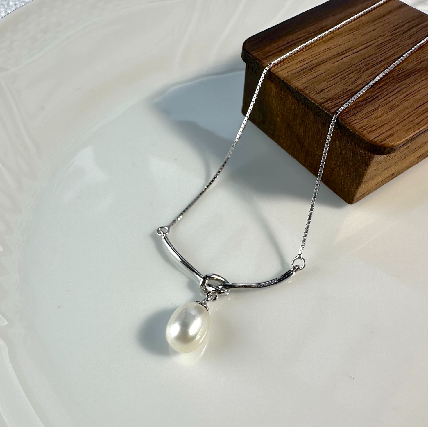 𝐍𝐎𝐖𝐀𝐃𝐀𝐘𝐒｜[925純銀]優雅不撞款結繩珍珠項鍊 項鍊 925純銀 純銀 nowadays