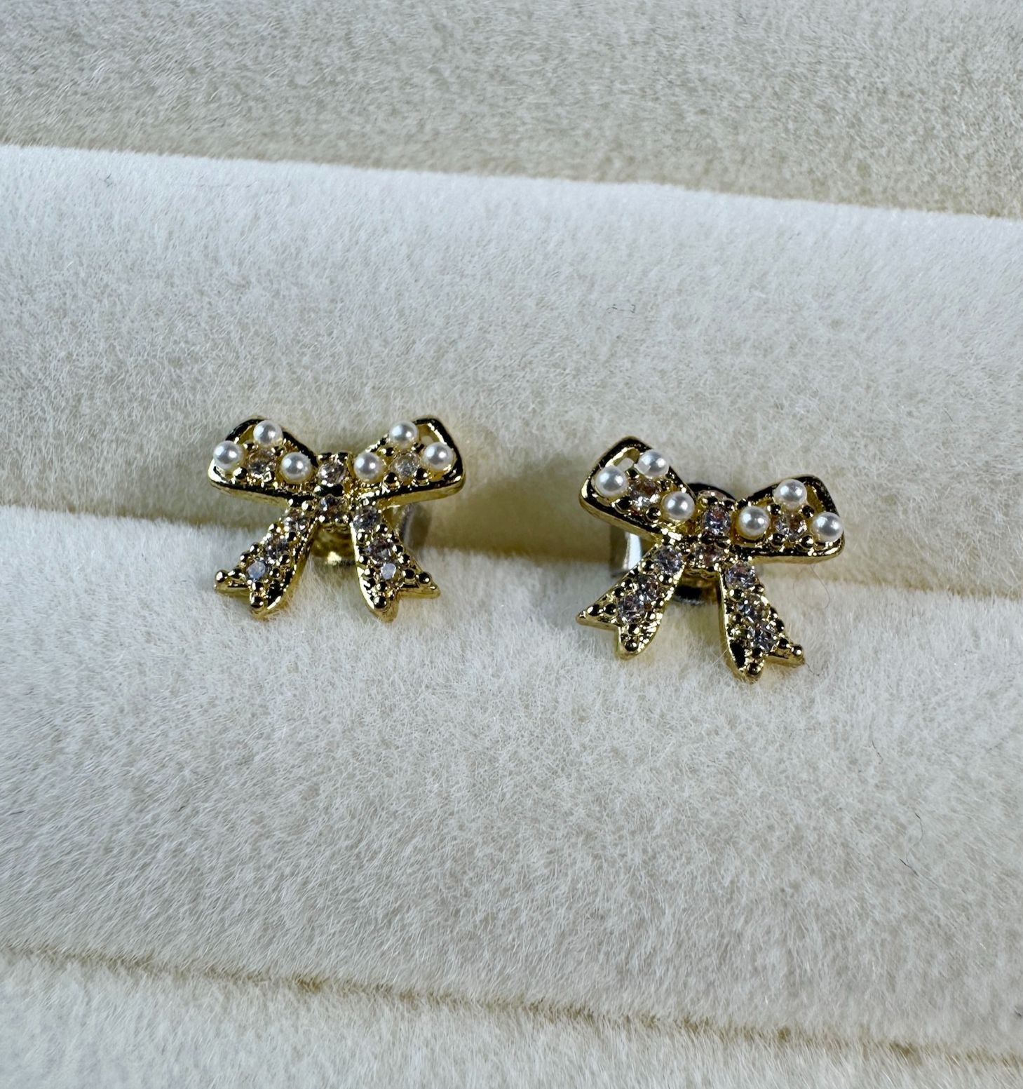 𝐍𝐎𝐖𝐀𝐃𝐀𝐘𝐒 | [日本直送]千個願望蝴蝶結耳針 耳針 nowadays