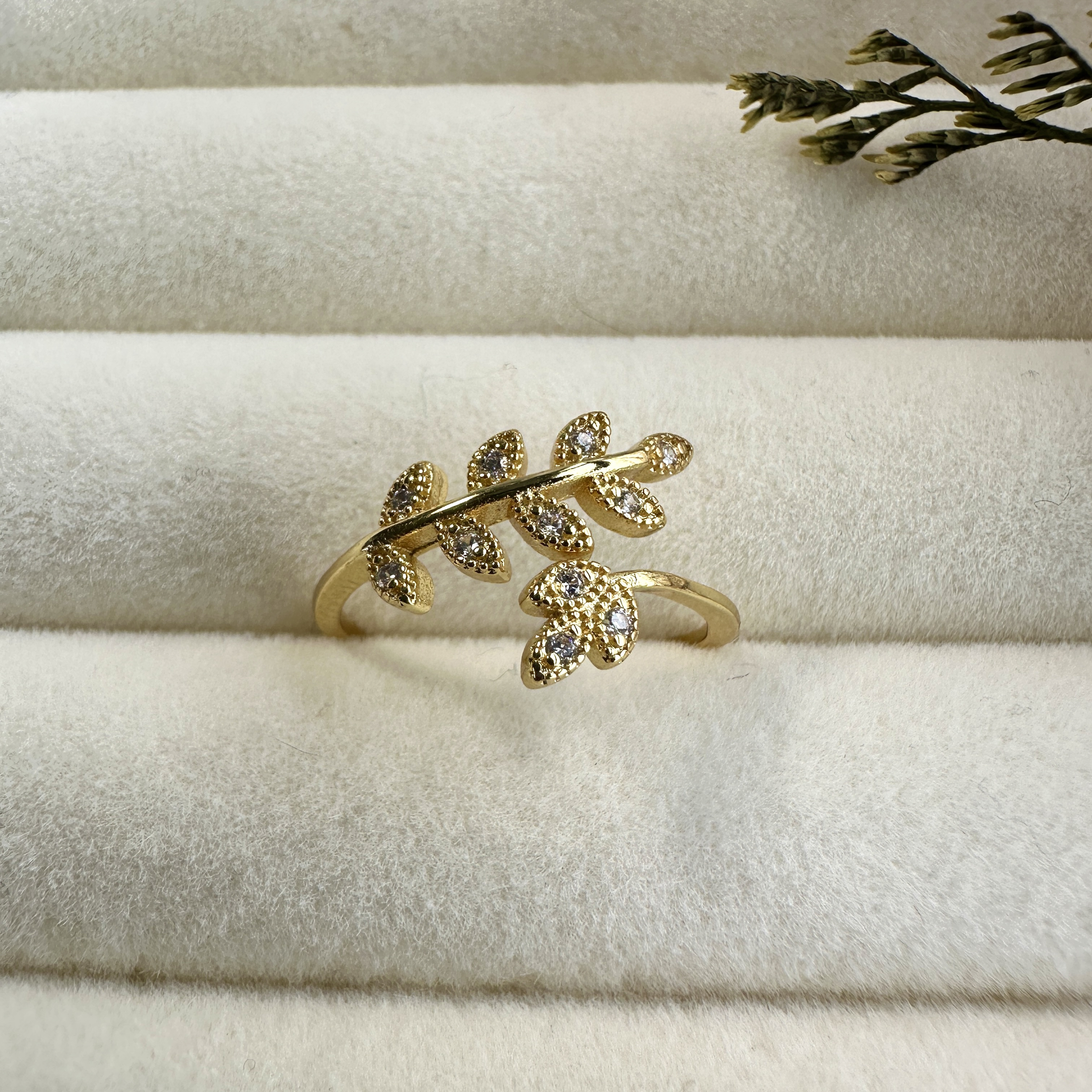 𝐍𝐎𝐖𝐀𝐃𝐀𝐘𝐒｜[希臘直送]月桂冠與智慧不朽戒指-金 月桂葉 戒指 不鏽鋼 女生戒指 希臘直送熱銷 n