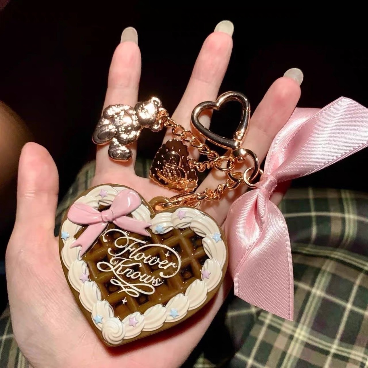 小熊餅乾系列迷你吊飾粉餅