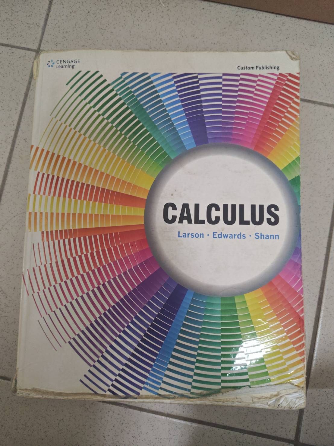 微積分  不知道第幾版  經過好幾手  2.45kg