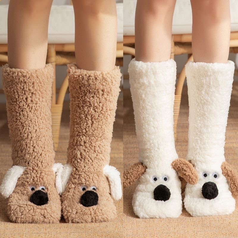 限量供應💕冬天跟喜歡的人一起穿！毛茸茸的小狗襪🧦