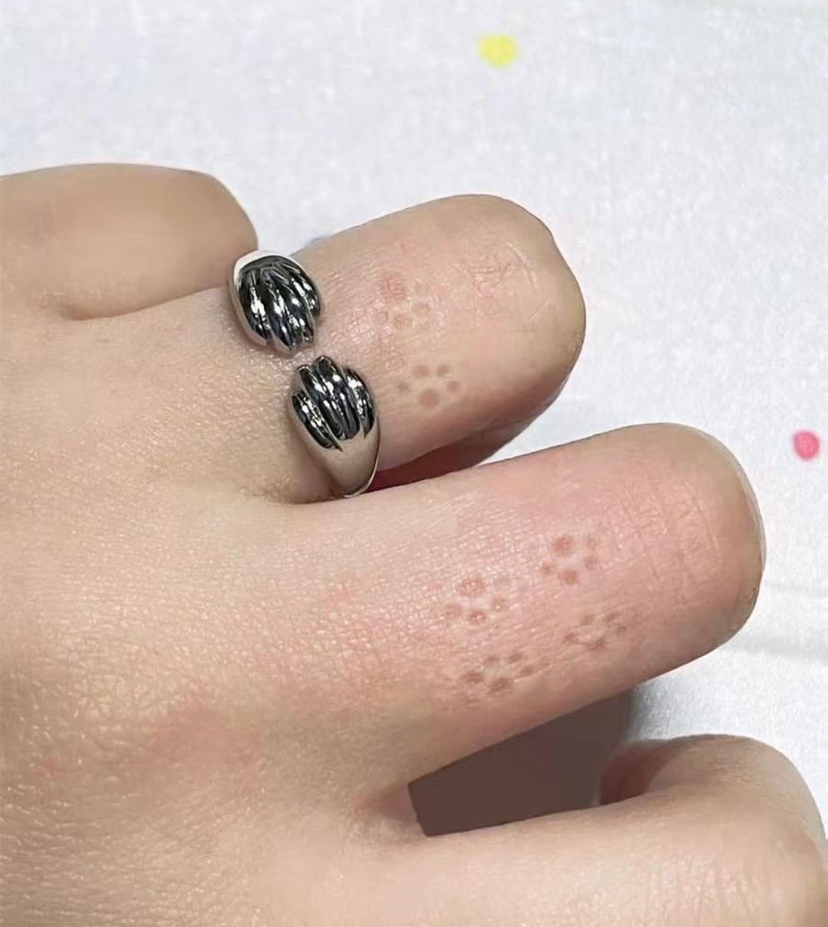 925銀貓貓腳印開口戒👣超好看～