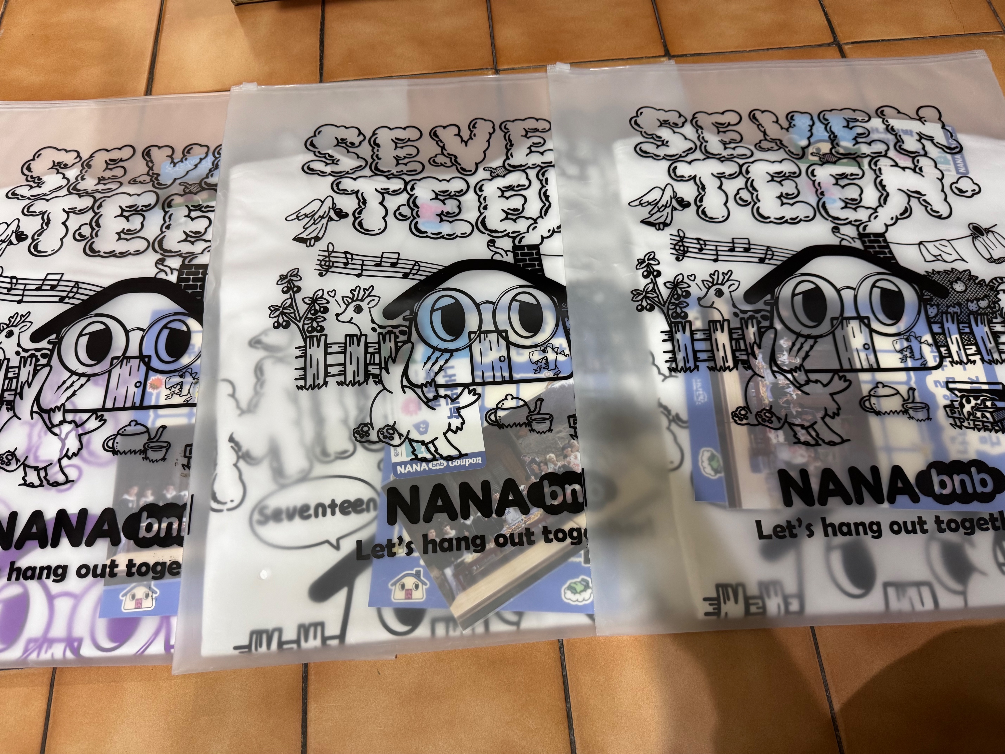 NANA bnb 成員T恤
