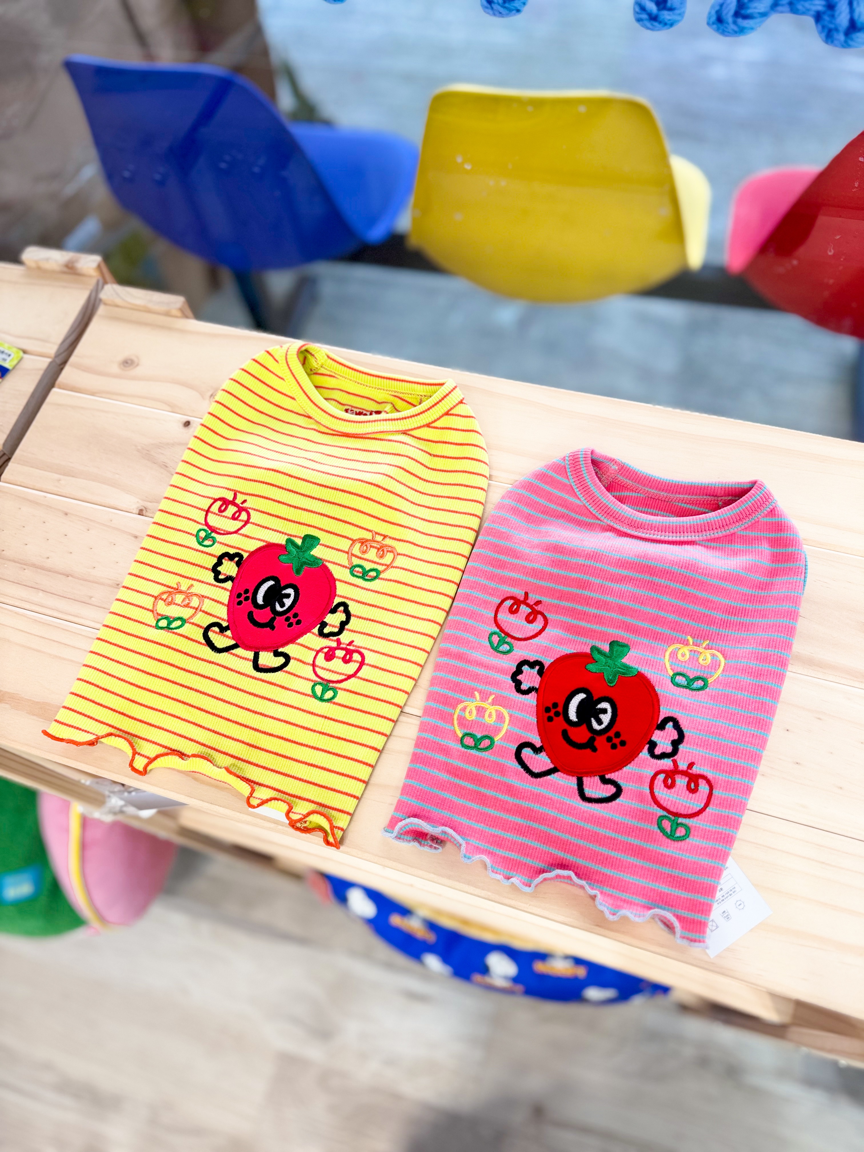 草莓-韓國水果家族彈力背心（ 微微短版 ）