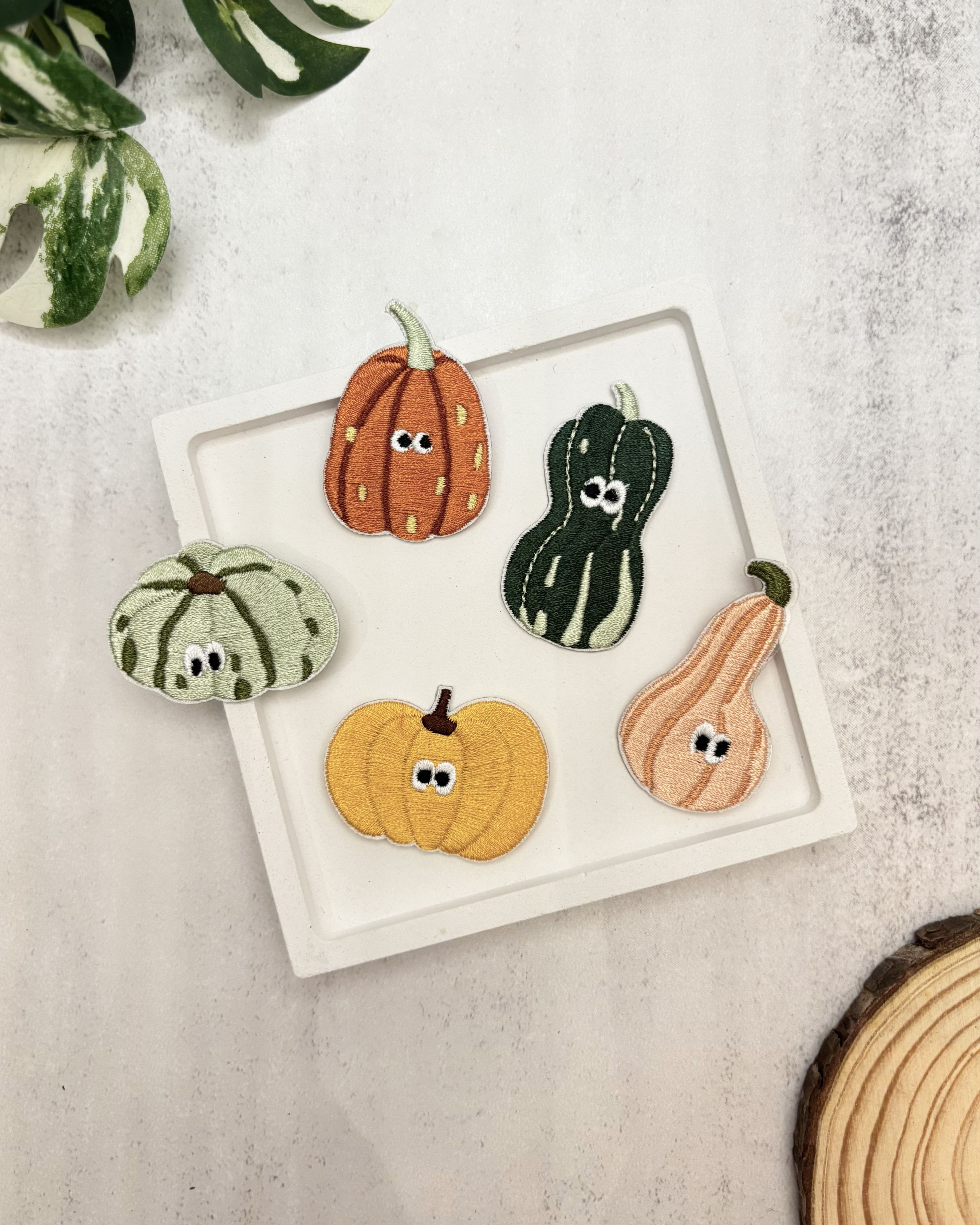 〈 Little Loop〉南瓜刺繡貼