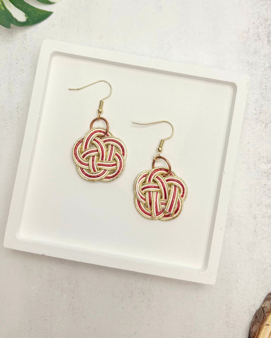 〈 疲倦時看花〉花繩耳環