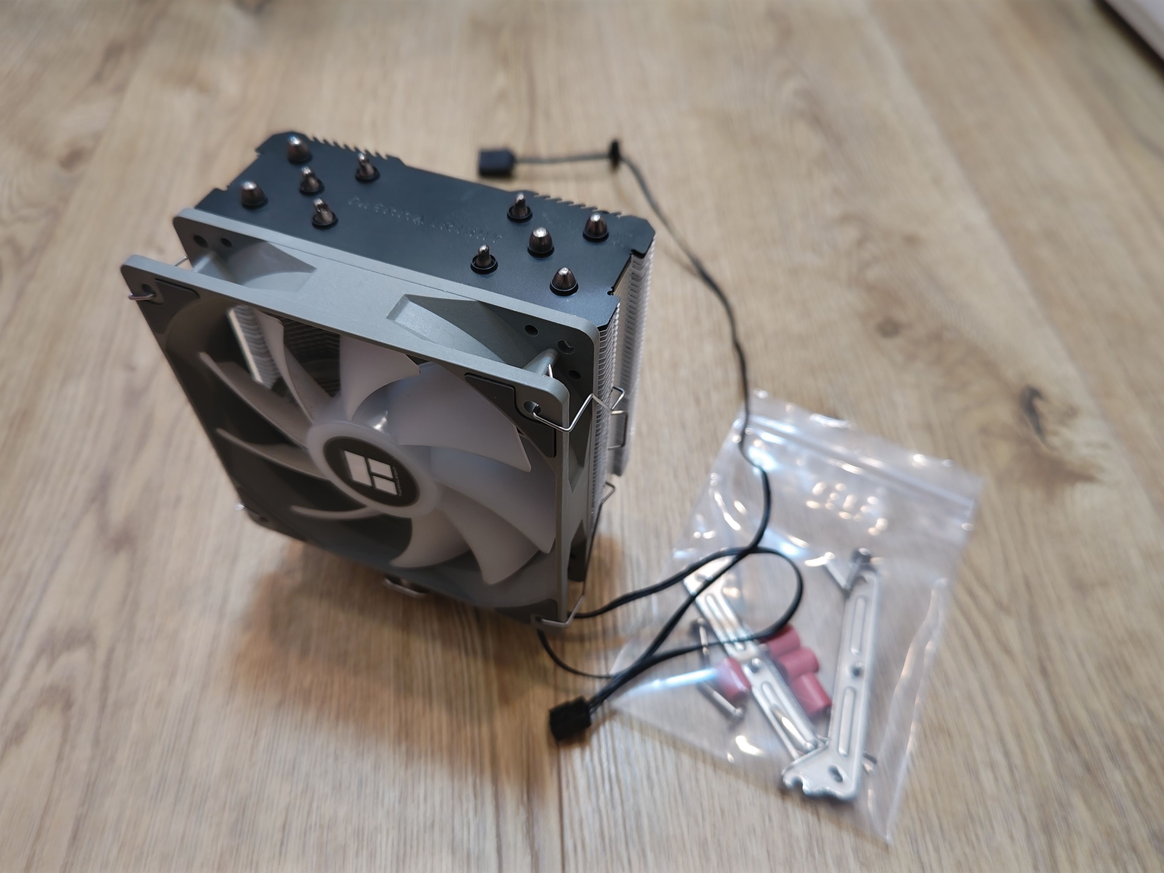 利民 AK120 ARGB 散熱器