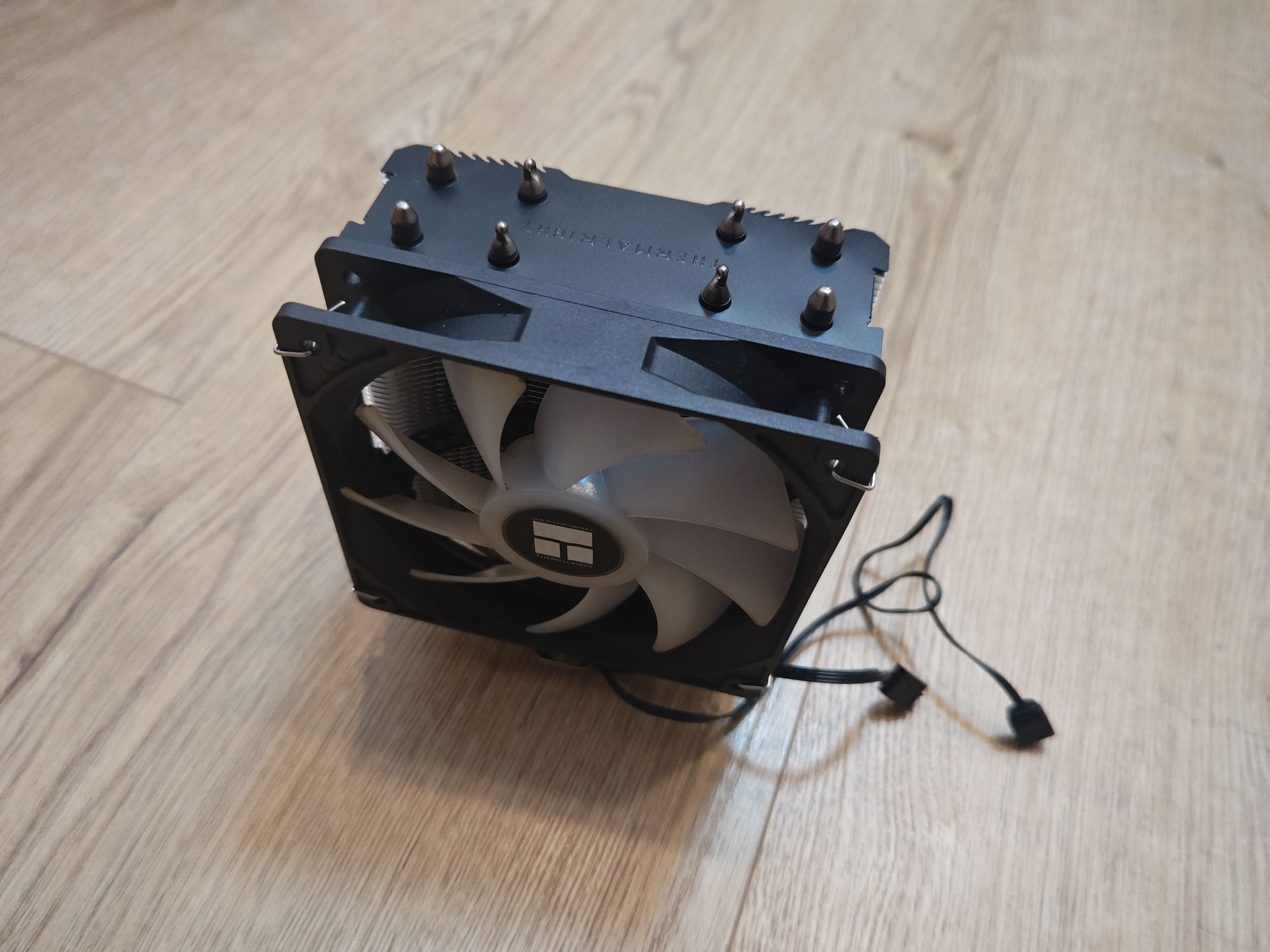 利民 AX120 ARGB 散熱器