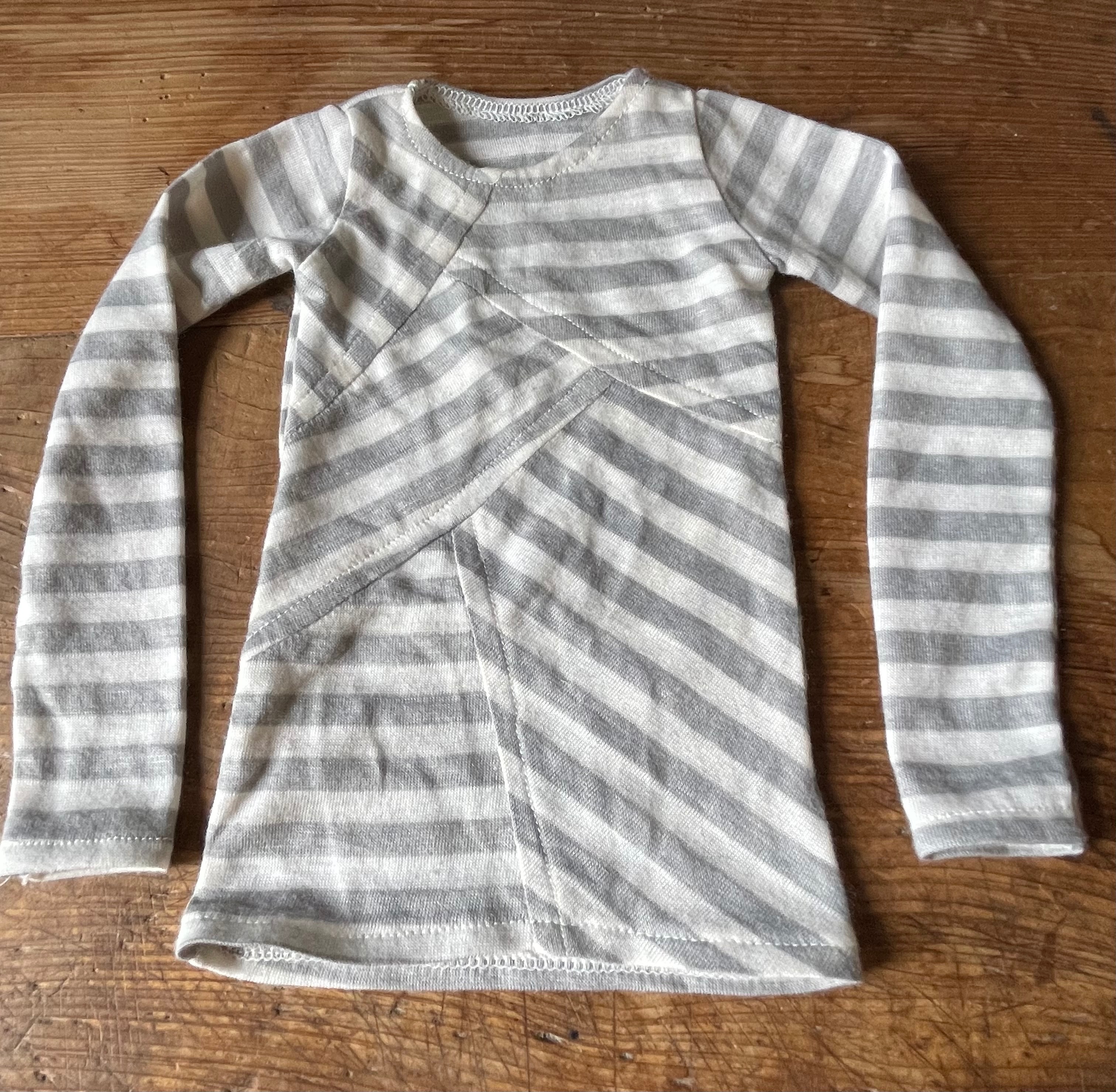 韓國Crobi 條紋踢恤，13B尺寸