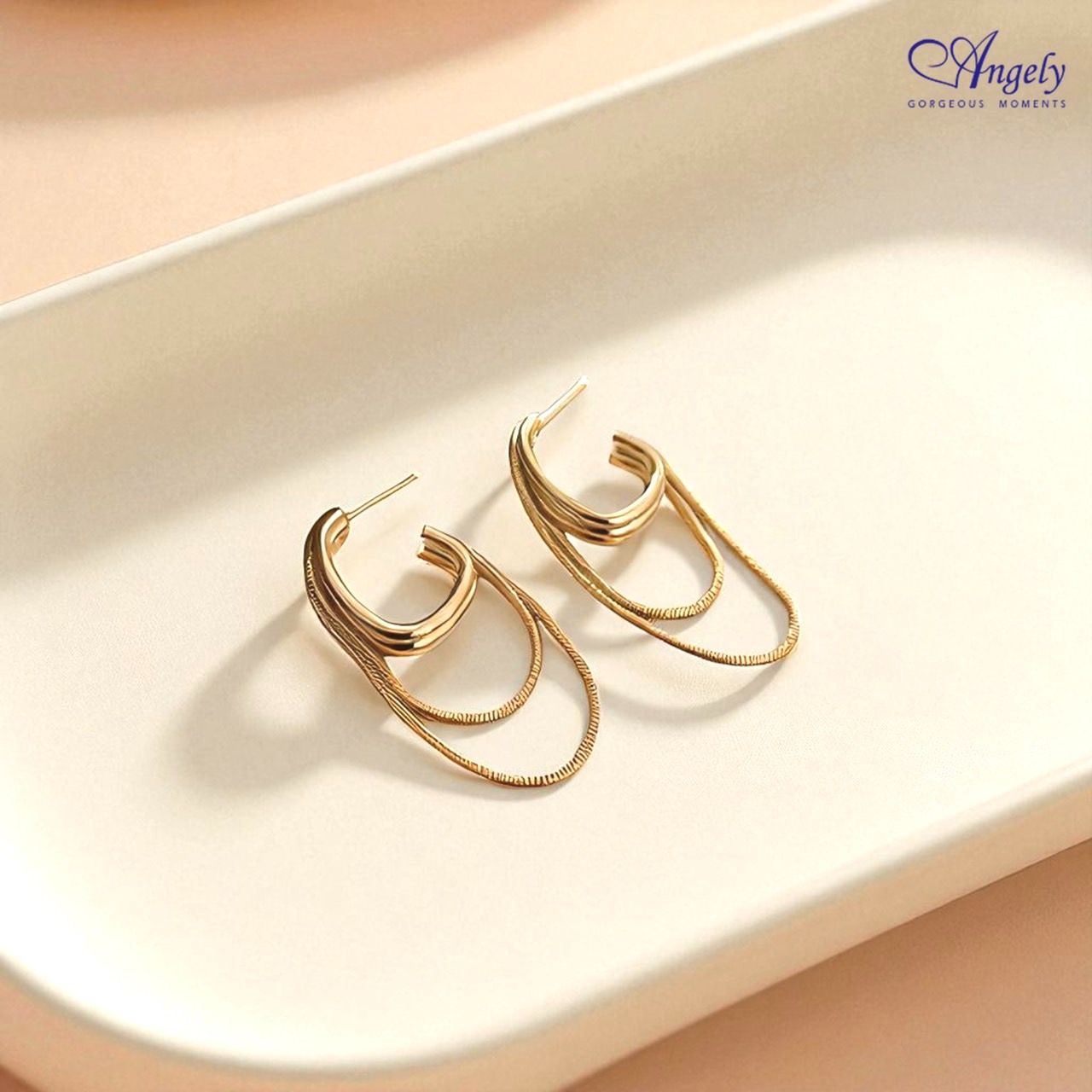【Angely】幾何流光 造型垂墜耳環(享盒裝服務)|時尚 設計 金屬 生日禮物 情人禮物 女生禮物