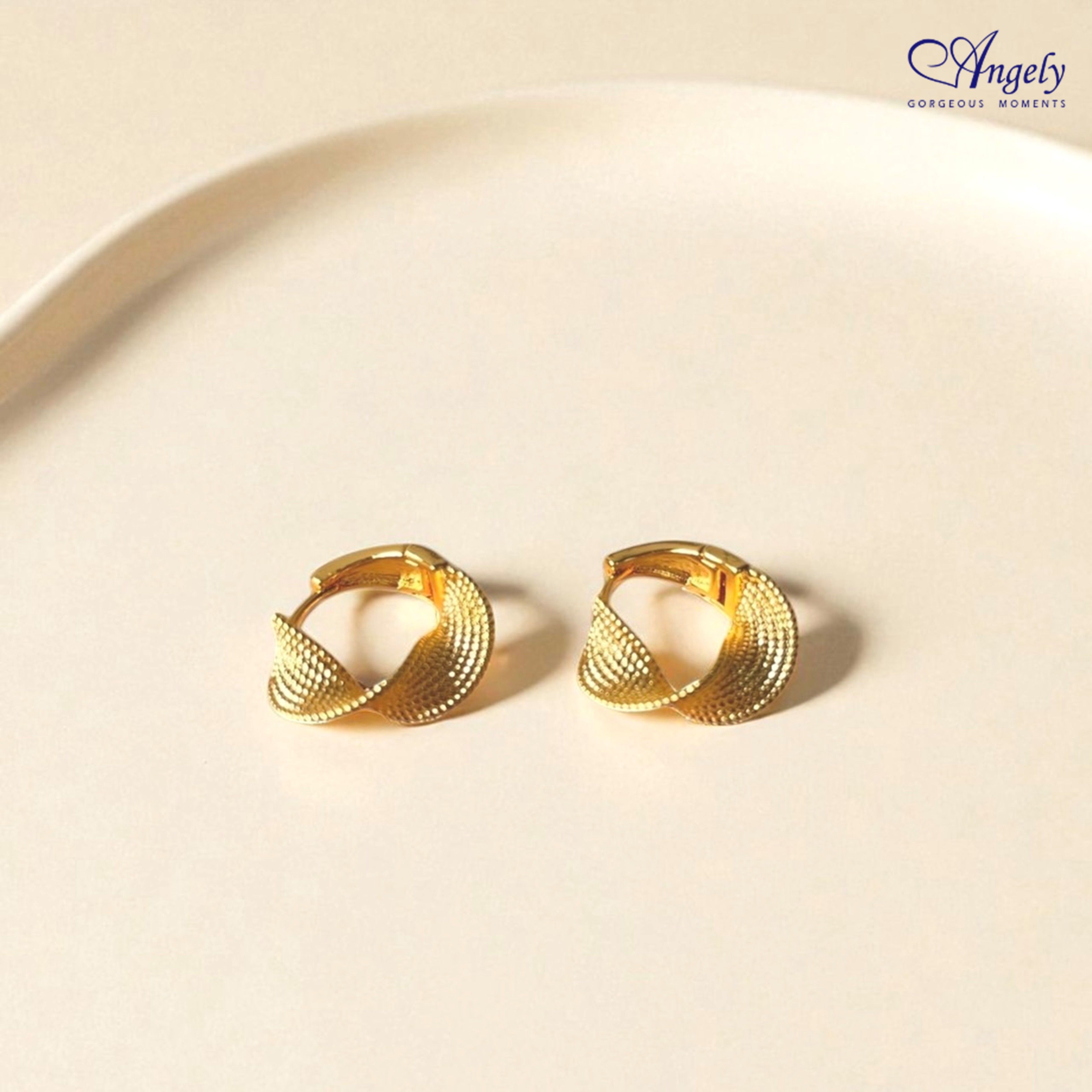 【Angely】歐美設計造型耳環(享盒裝服務)|個性 設計 時尚 生日禮物 情人禮物 女生禮物