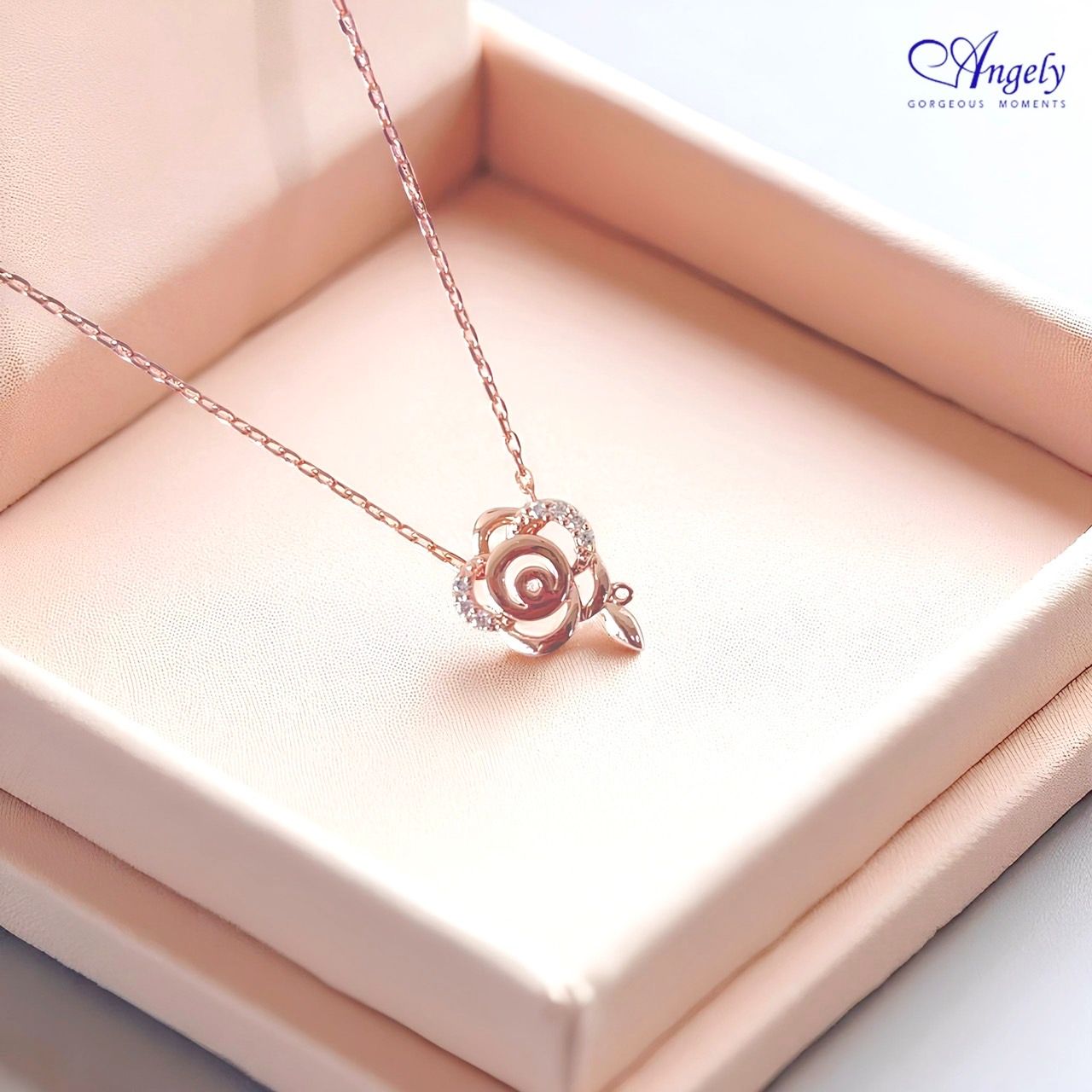 【Angely】鍍18K玫瑰金/白金 永恆玫瑰・精鑲鋯石項鍊(享盒裝服務)|生日禮物 情人禮物 女生禮物 女友禮物