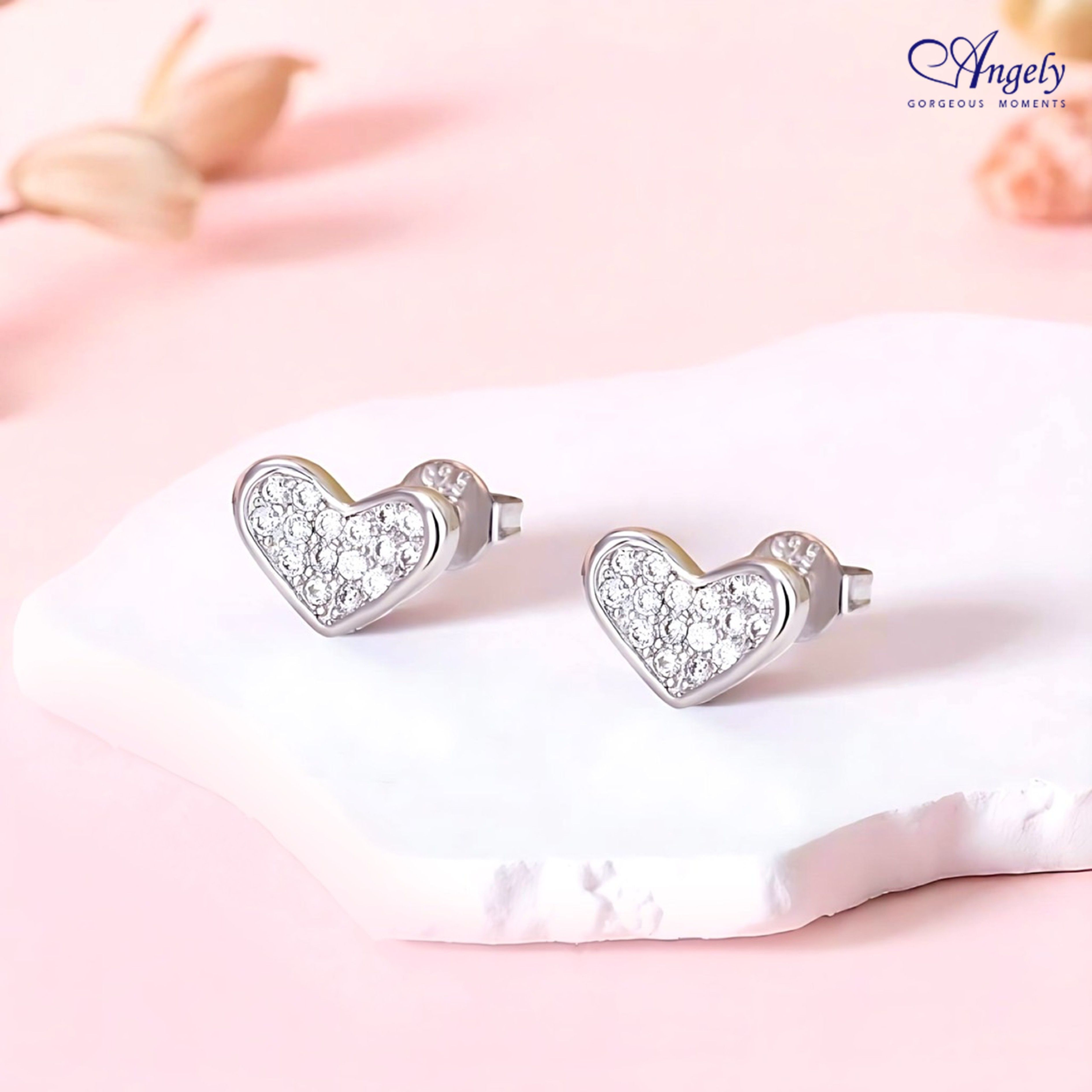 【Angely】浪漫愛心造型耳環(享盒裝服務)|簡約 氣質 精緻 生日禮物 情人禮物 女生禮物 女友禮物