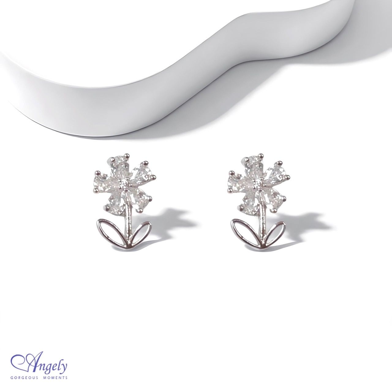 【Angely】閃耀晶鑽小花耳環(享盒裝服務)| 閃亮 氣質 精緻 生日禮物 情人禮物 女生禮物 女友禮物