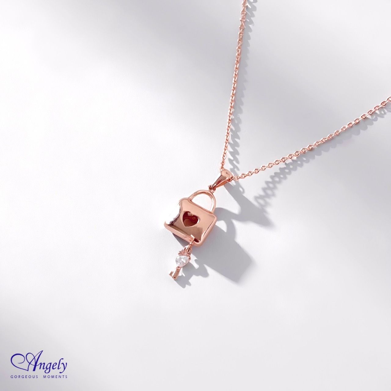 【Angely】心鎖相依 愛心鎖鑰項鍊(享盒裝服務)|百搭 氣質 精緻 生日禮物 情人禮物 女生禮物 職場穿搭