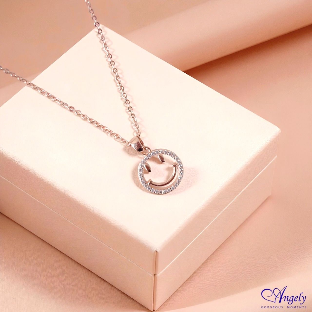 【Angely】微笑閃耀鋯石項鍊(享盒裝服務)|甜美 氣質 日常 生日禮物 情人禮物 女生禮物 職場穿搭