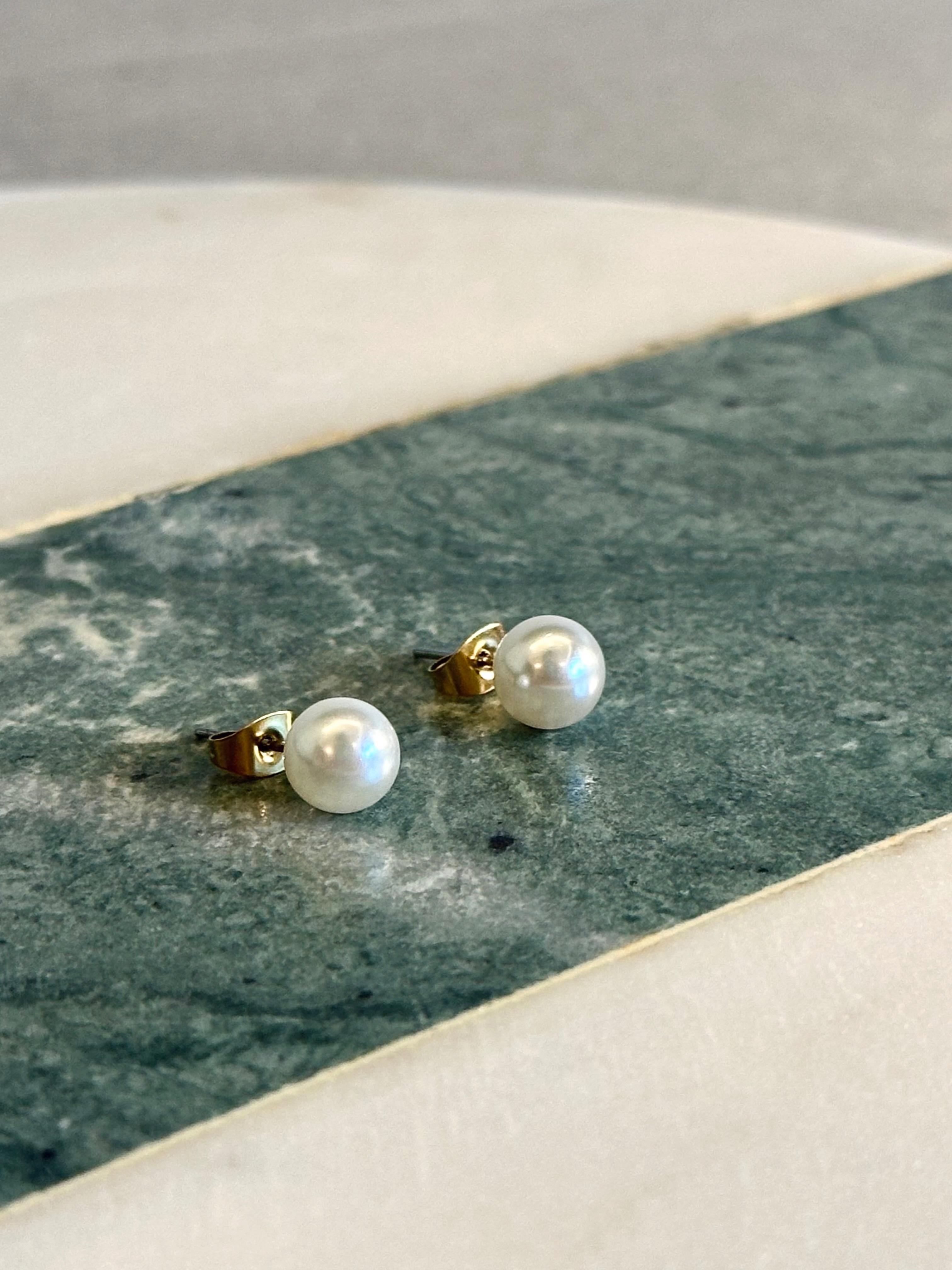 純珍 耳針式耳環一對